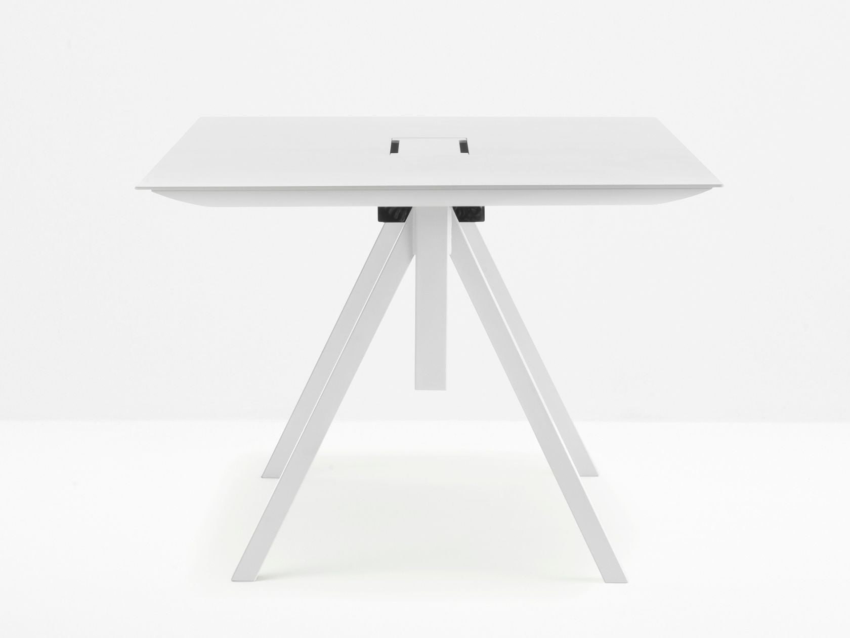 ARKI-TABLE ADJUSTABLE