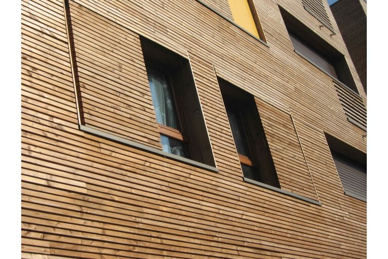 ROB - STRAIGHT SLIDING SHUTTERS