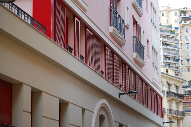 ROB - STRAIGHT SLIDING SHUTTERS