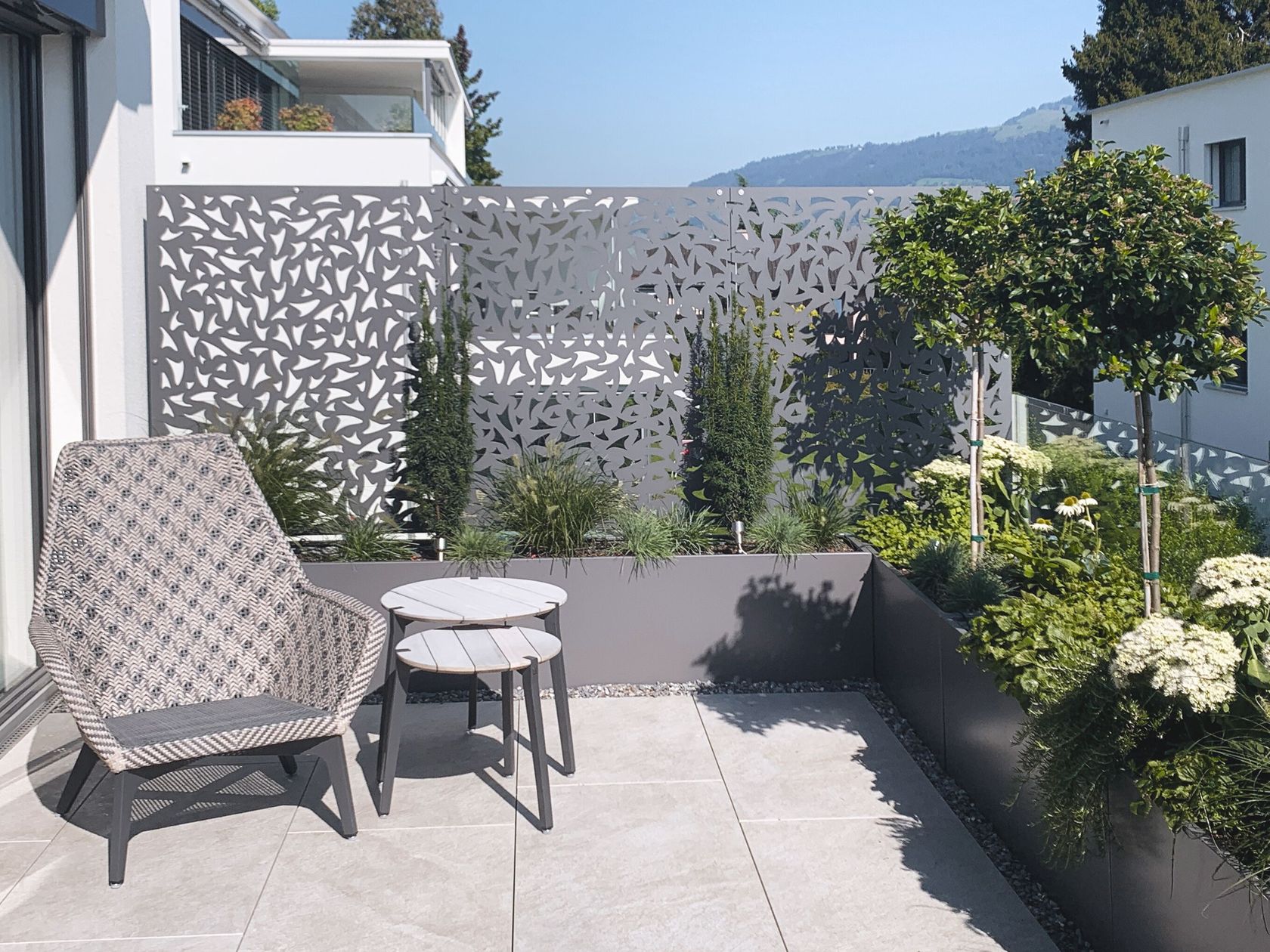 Balcony Partitions & Cabinets