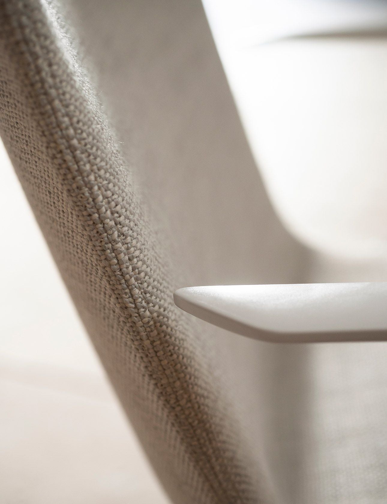 CALUM OFFICE EXECUTIVE