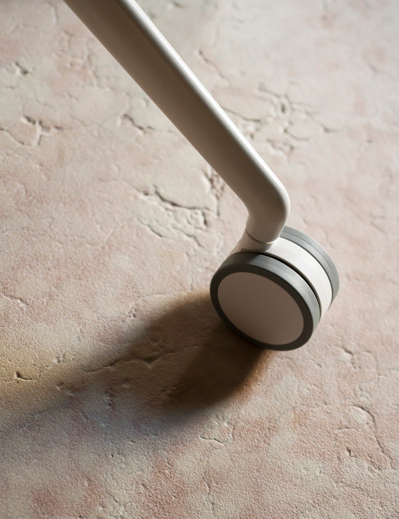 CALUM OFFICE EXECUTIVE