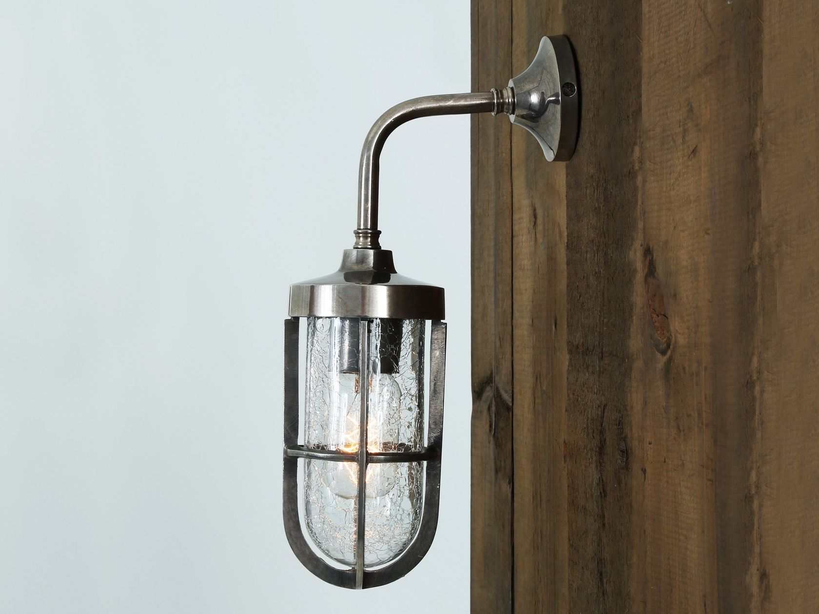 CARAC FROSTED WELL GLASS WALL LIGHT