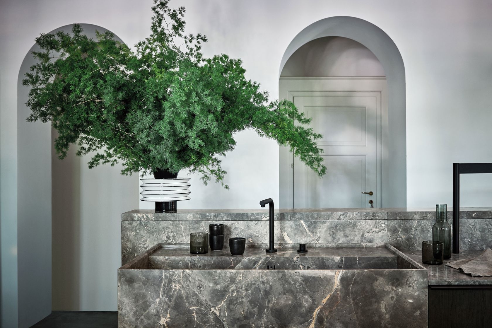 INTARSIO - CLASSICAL FUTURE