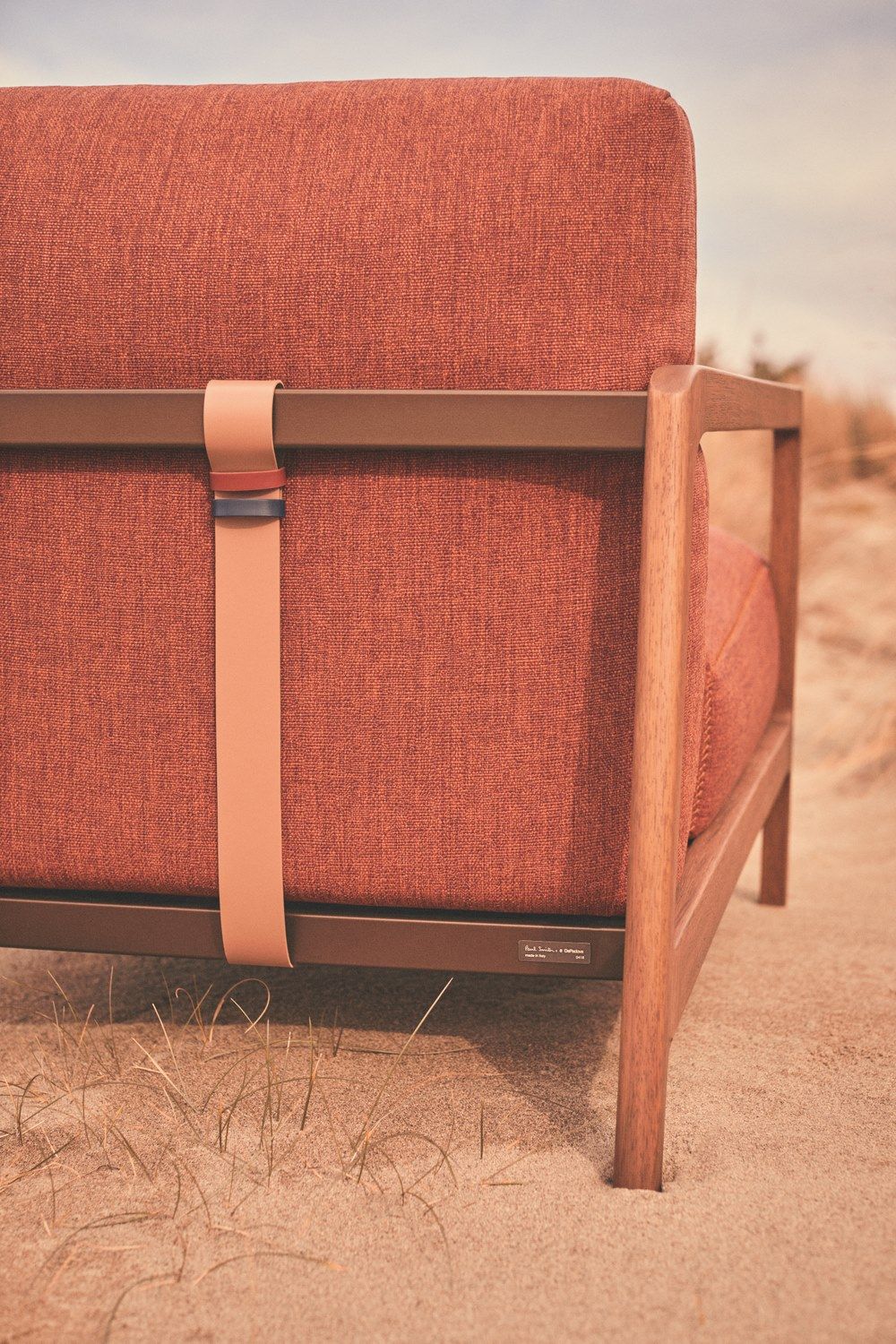 EVERYDAY LIFE NARROW ARMCHAIR OUTDOOR