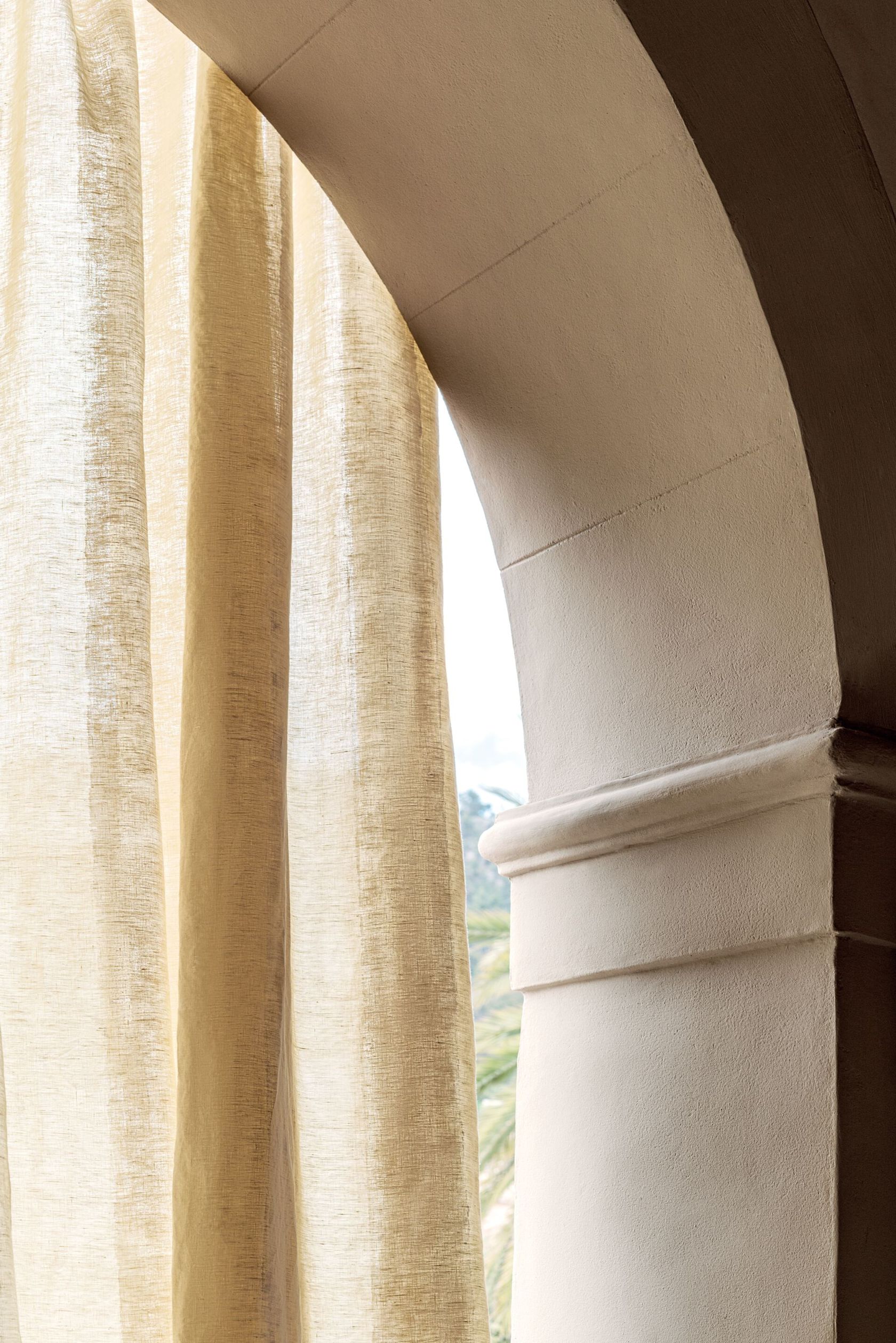 ÉPHÉMÈRE - UNIVERS