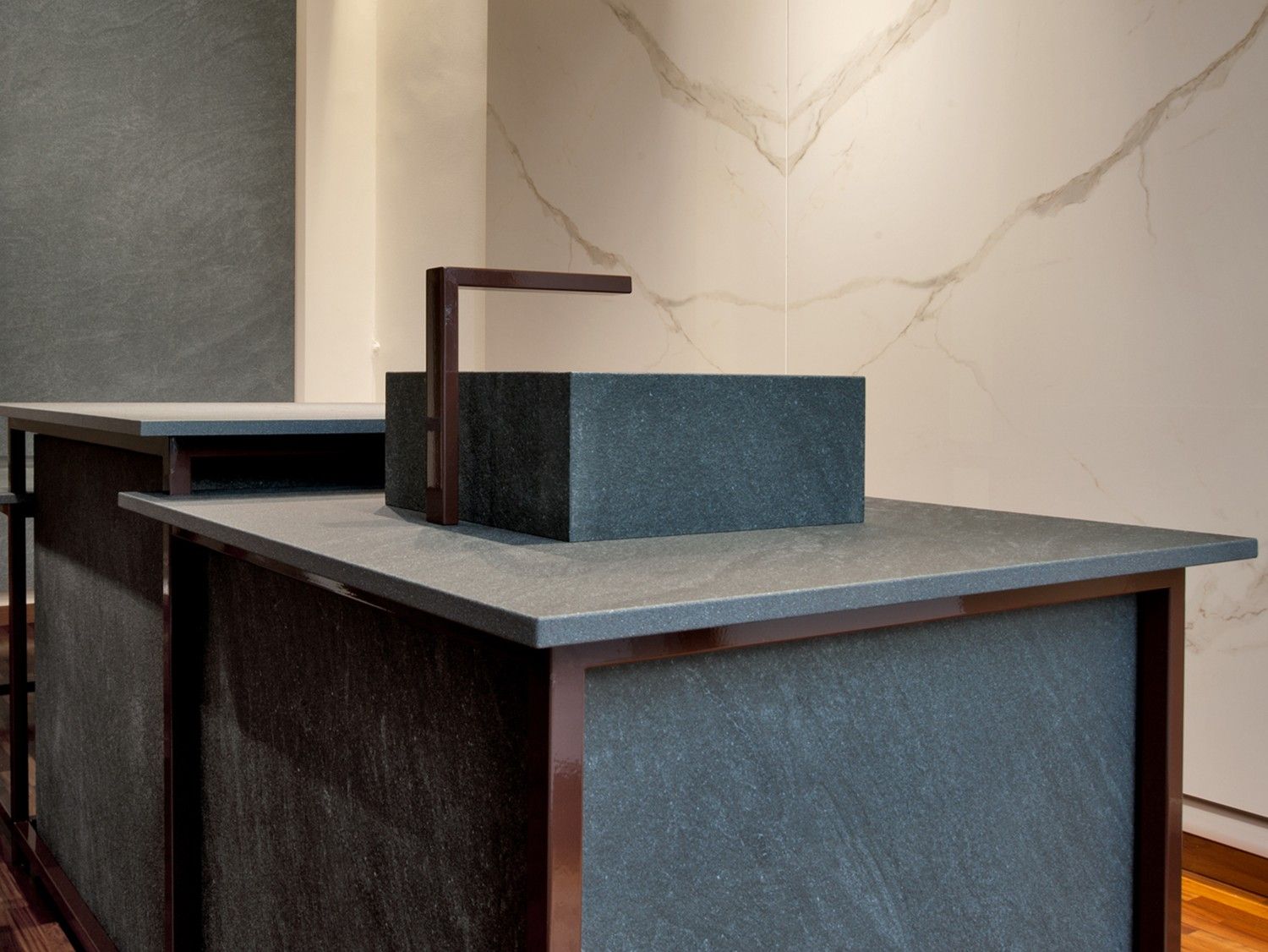 FURNISHING - IN-SIDE