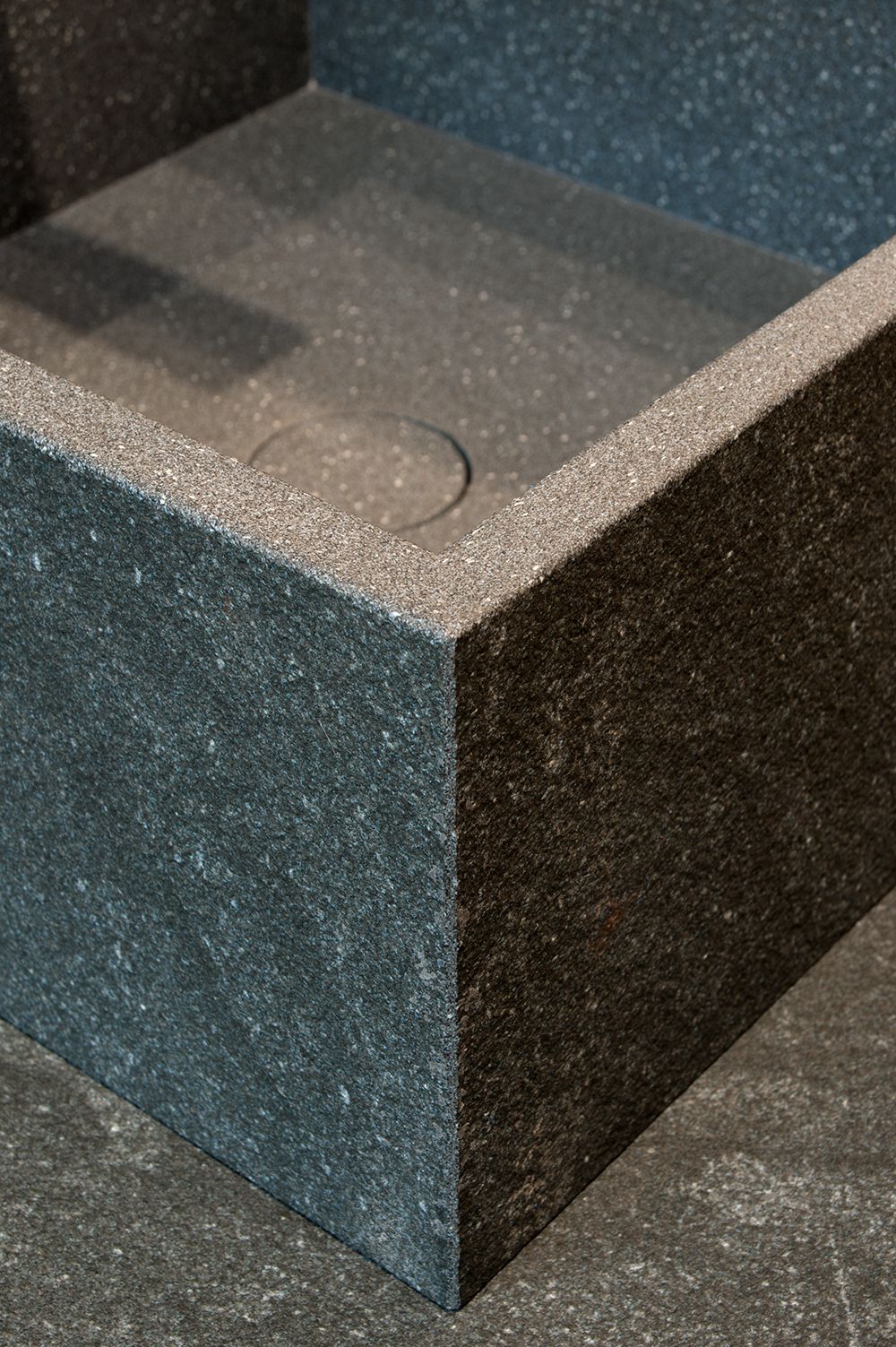 FURNISHING - IN-SIDE