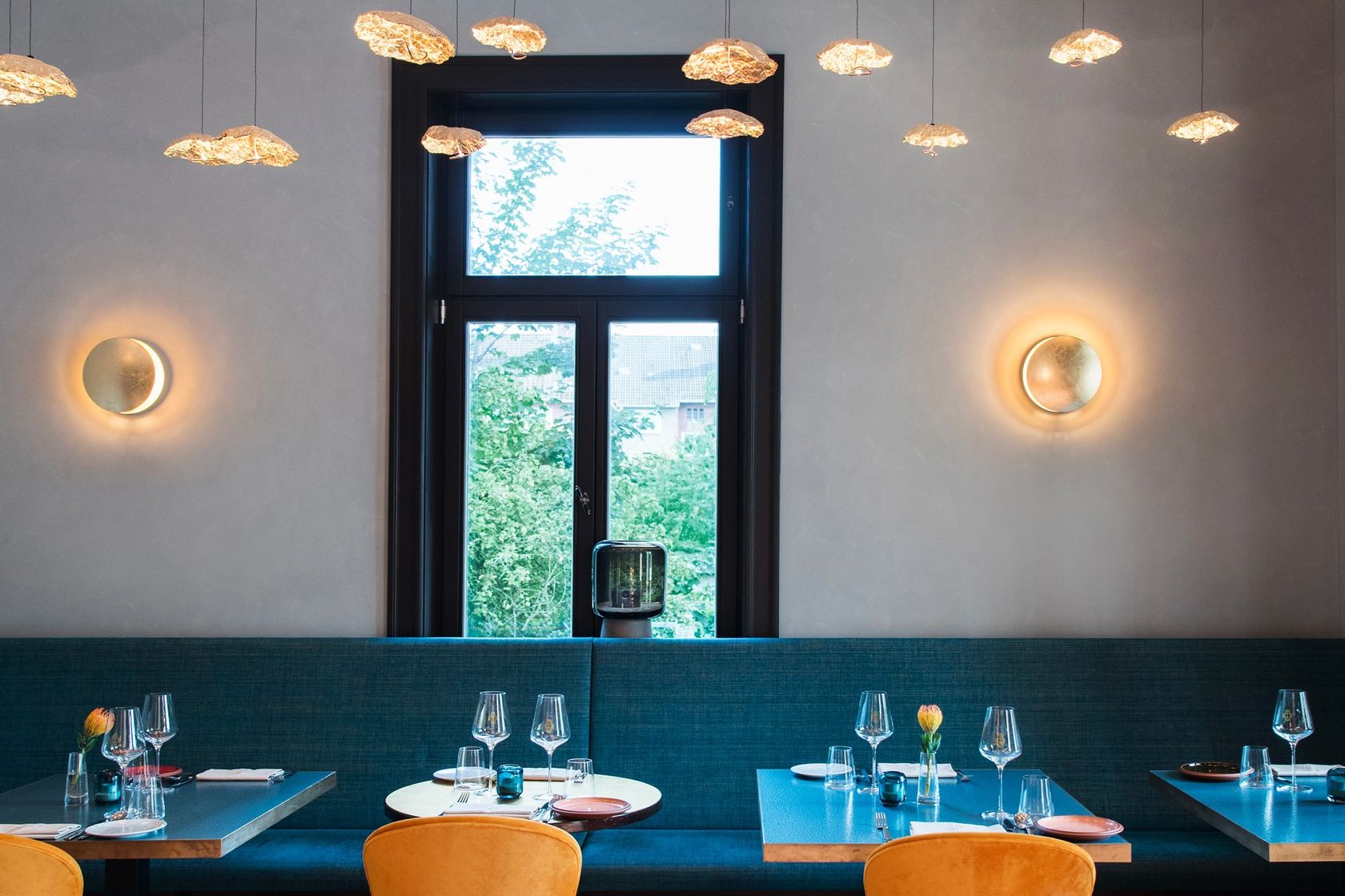 GOLD MOON CHANDELIER