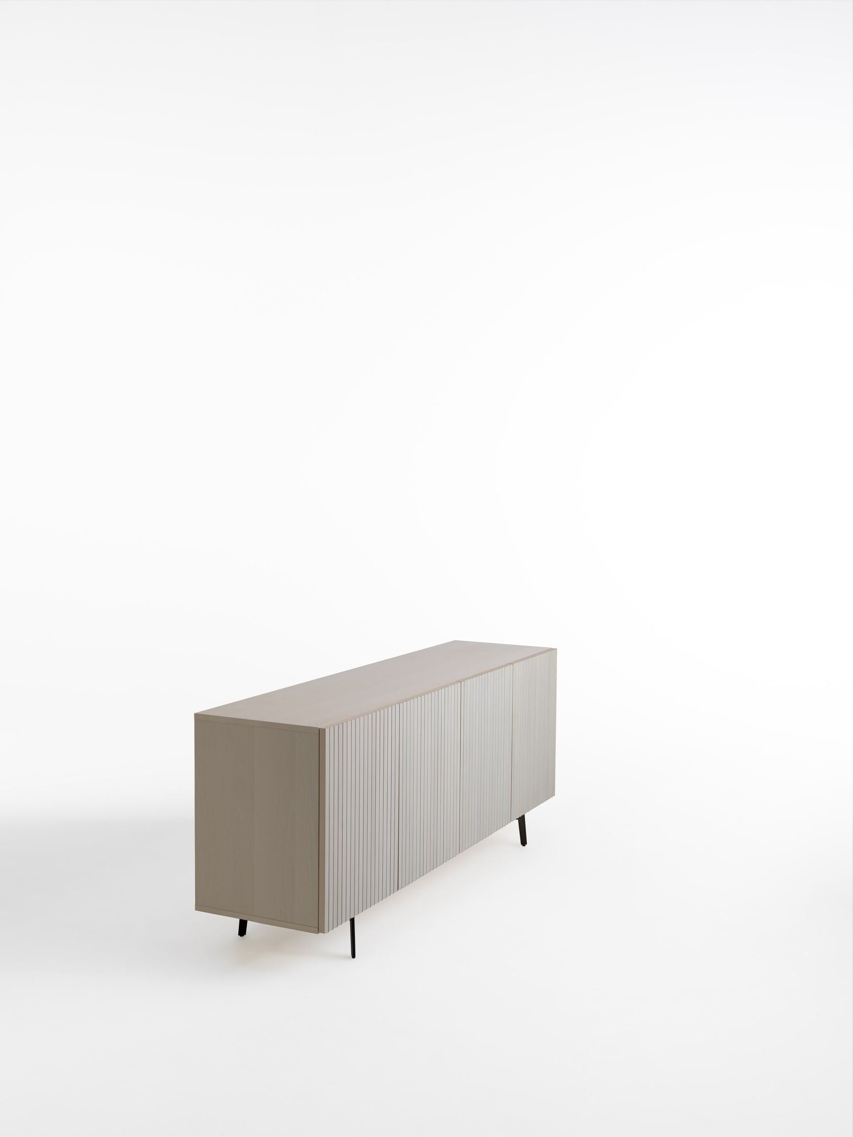 LEON WOOD ON-THE-BASE IMBIANCATO