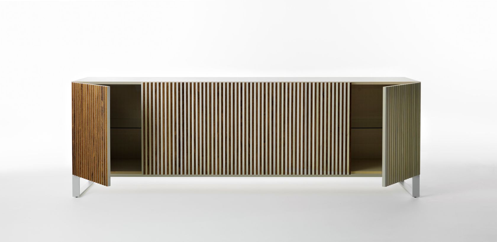 LEON WOOD ON-THE-BASE IMBIANCATO