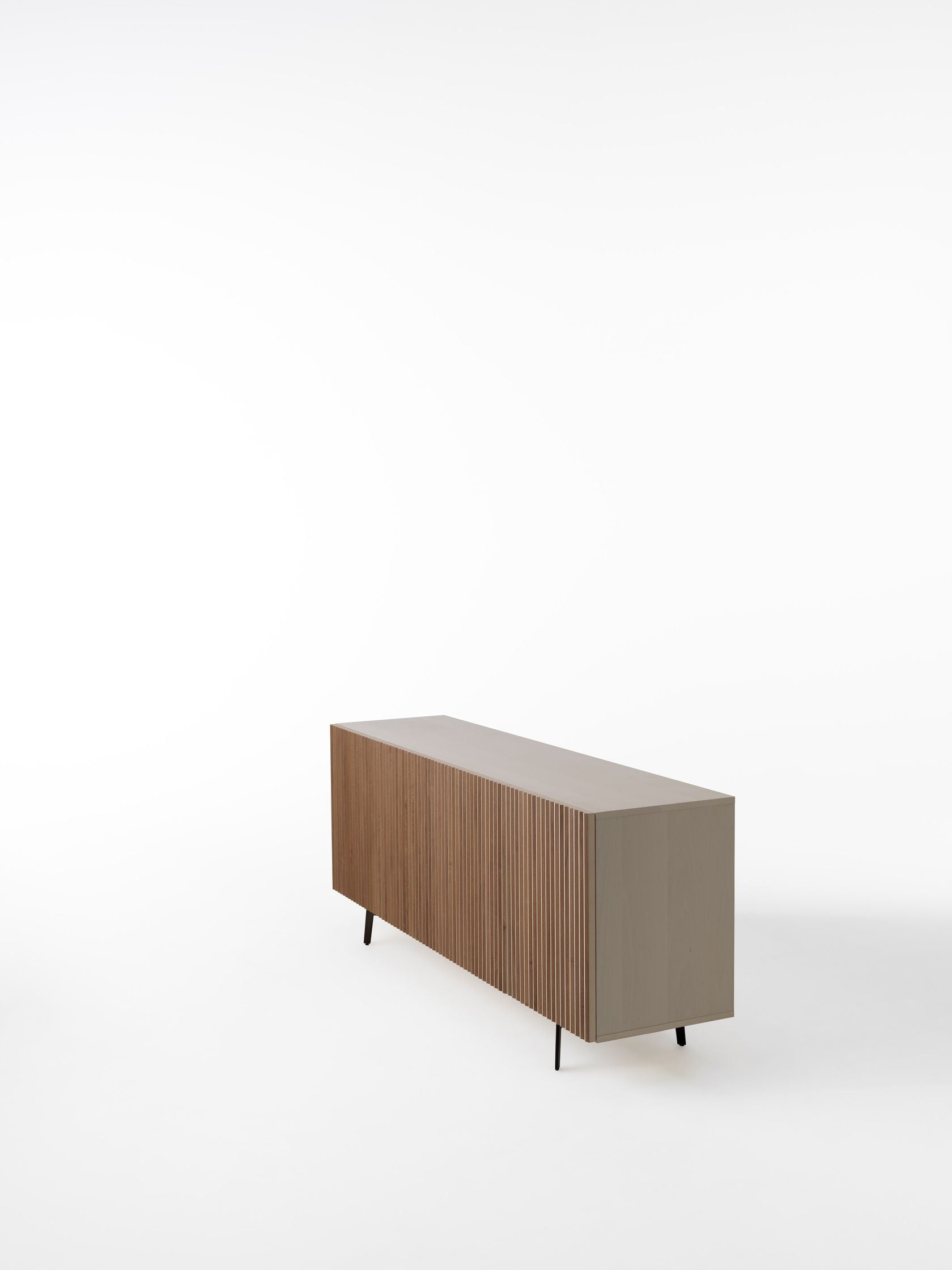 LEON WOOD ON-THE-BASE IMBIANCATO