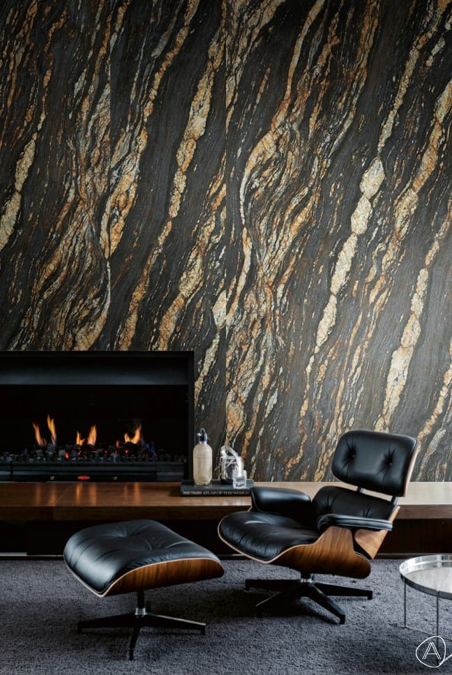 MAGMA BLACK