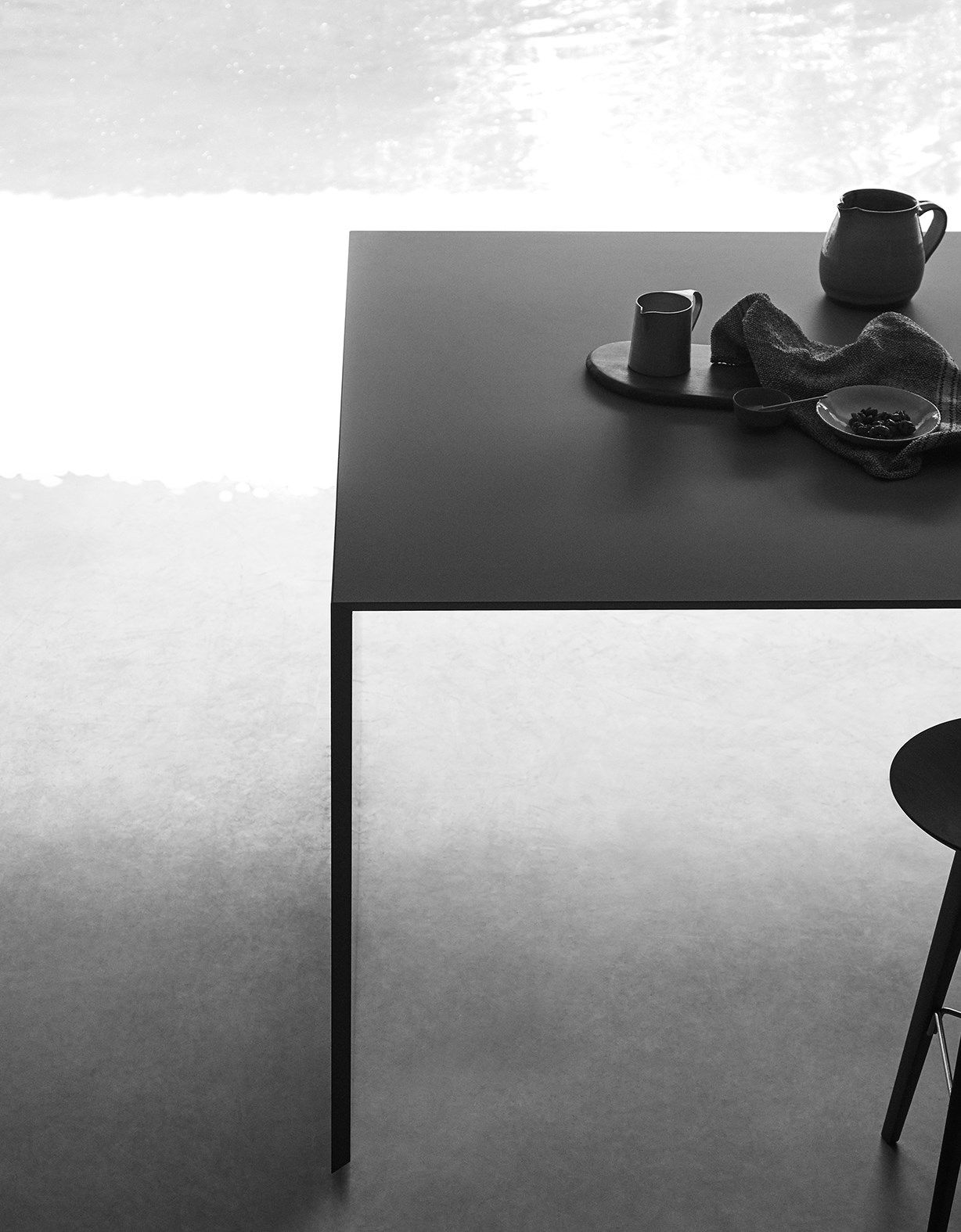 N_ELLE - OUTSTANDING LIGHTNESS