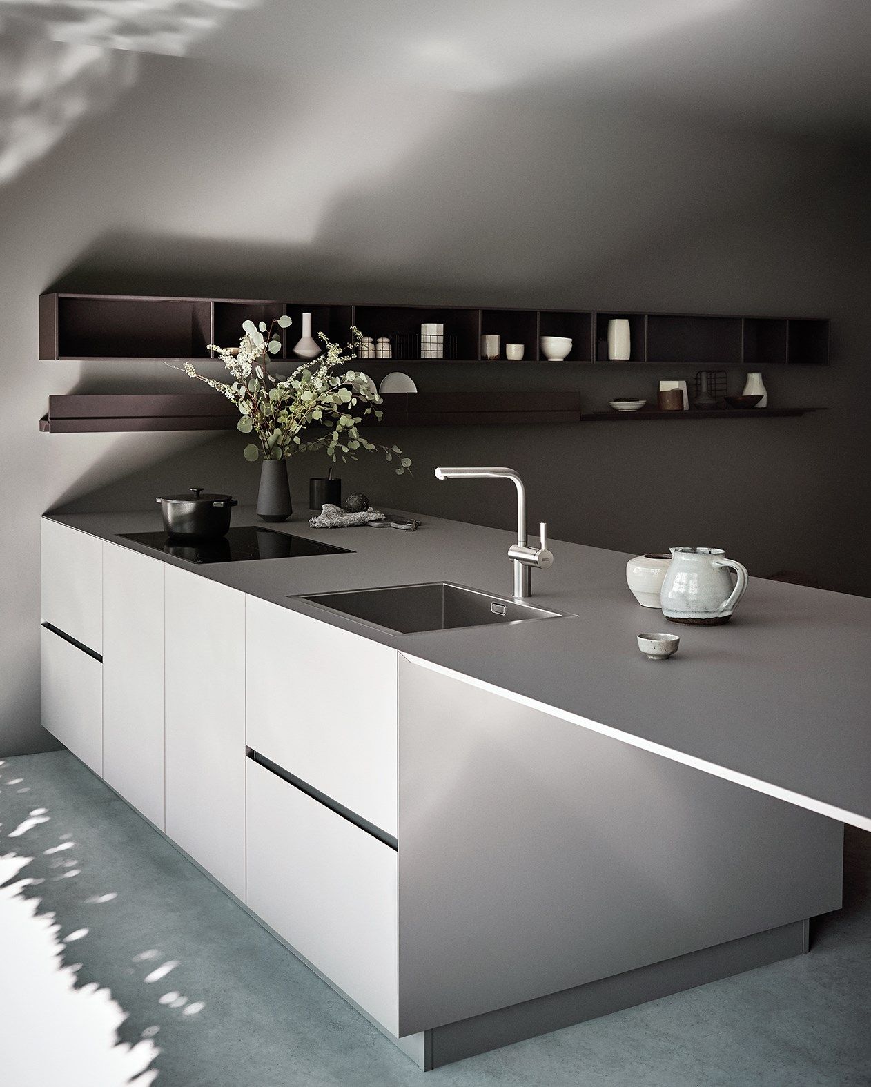 N_ELLE - OUTSTANDING LIGHTNESS