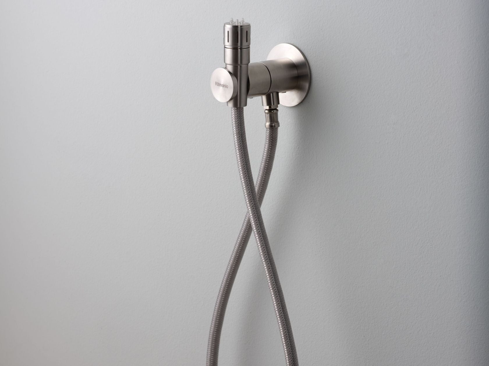 BATHROOM ACCESSORIES