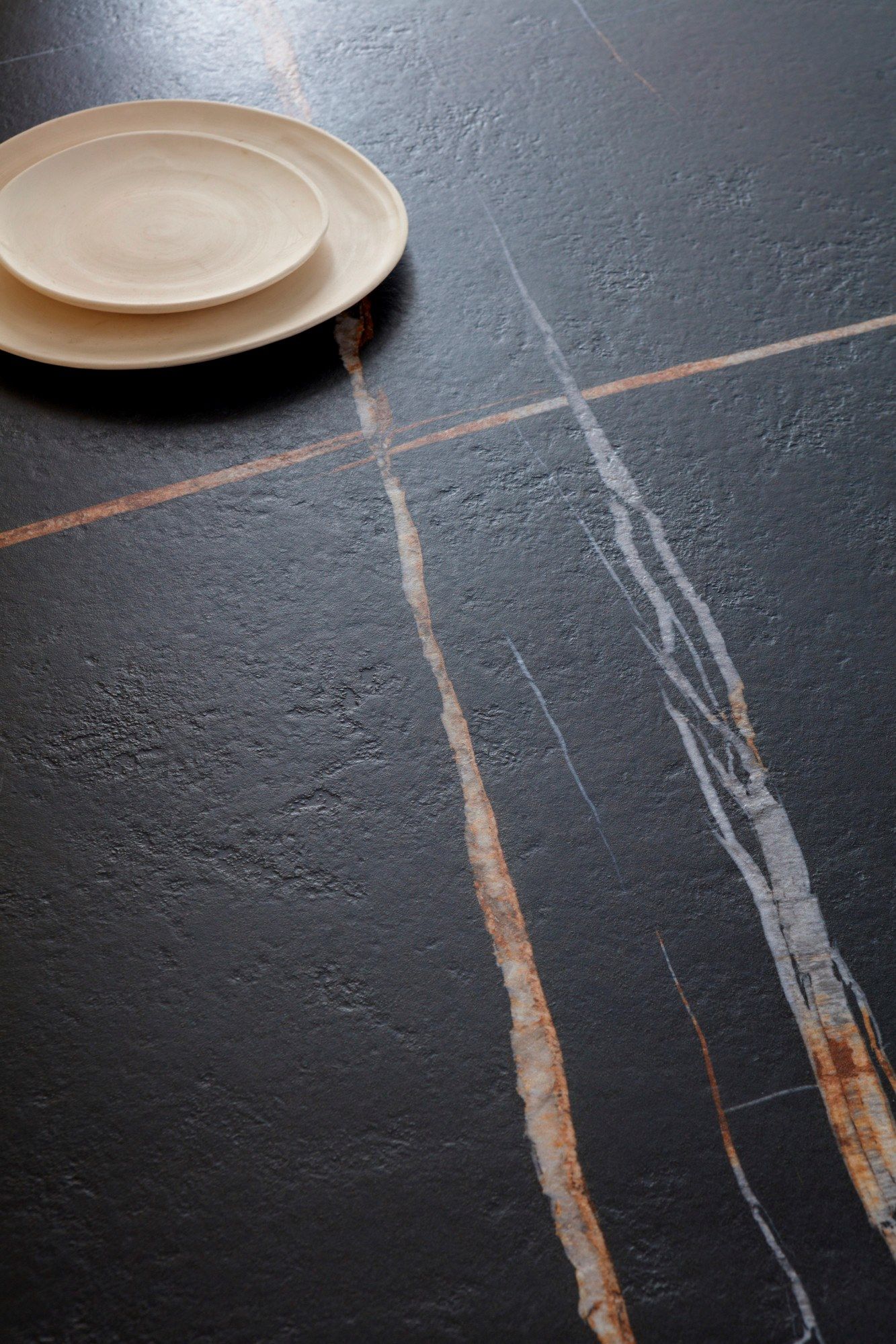 SAHARA NOIR EXTRA BOCCIARDATO