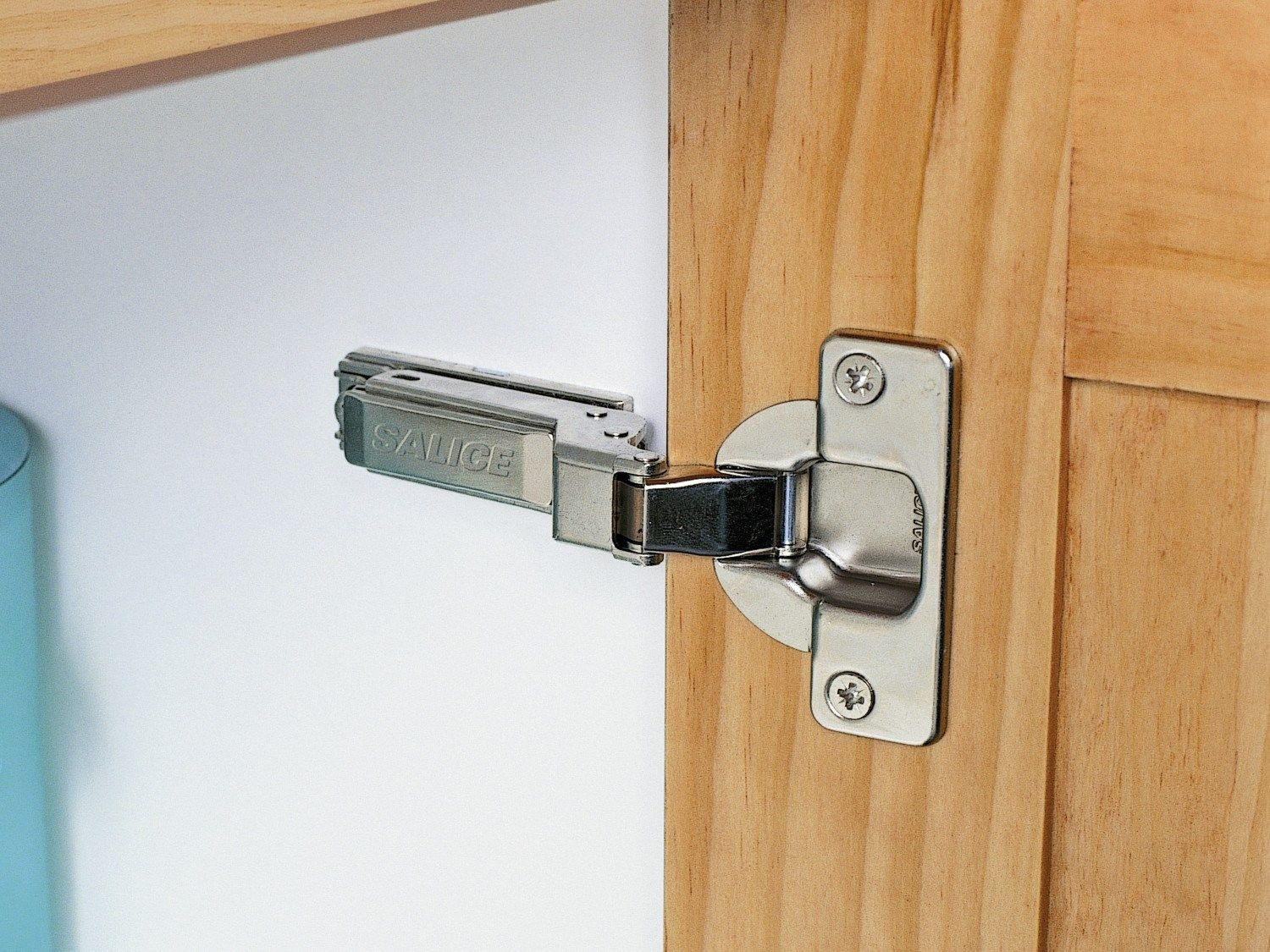 SELF-CLOSING - SERIE F