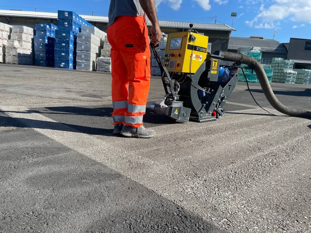 SHOT PEENING MACHINE XT30