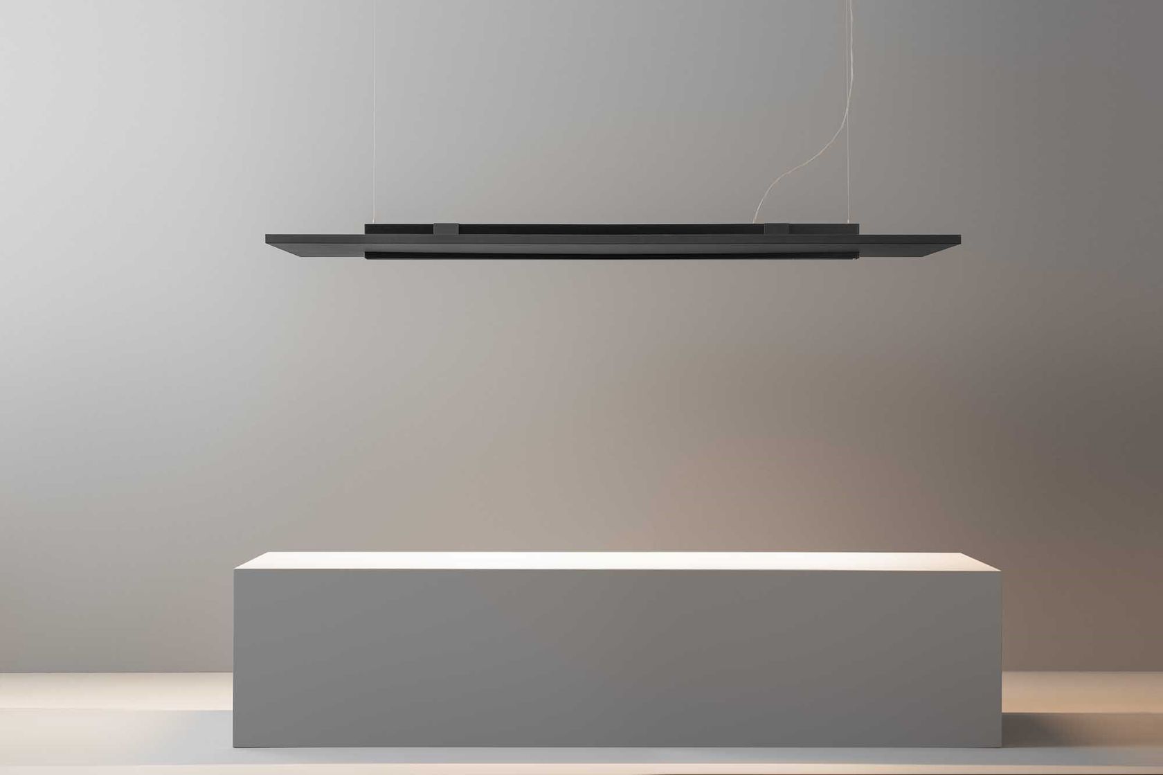 STAGE VERTICAL SILENCE