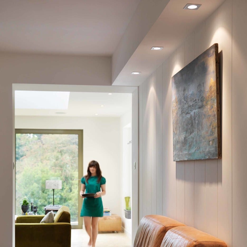 TARO SQUARE ADJUSTABLE