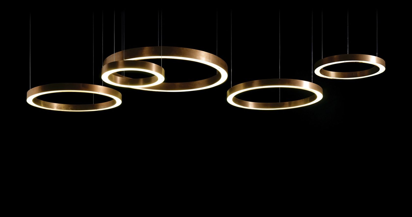 LIGHT RINGS HORIZONTAL