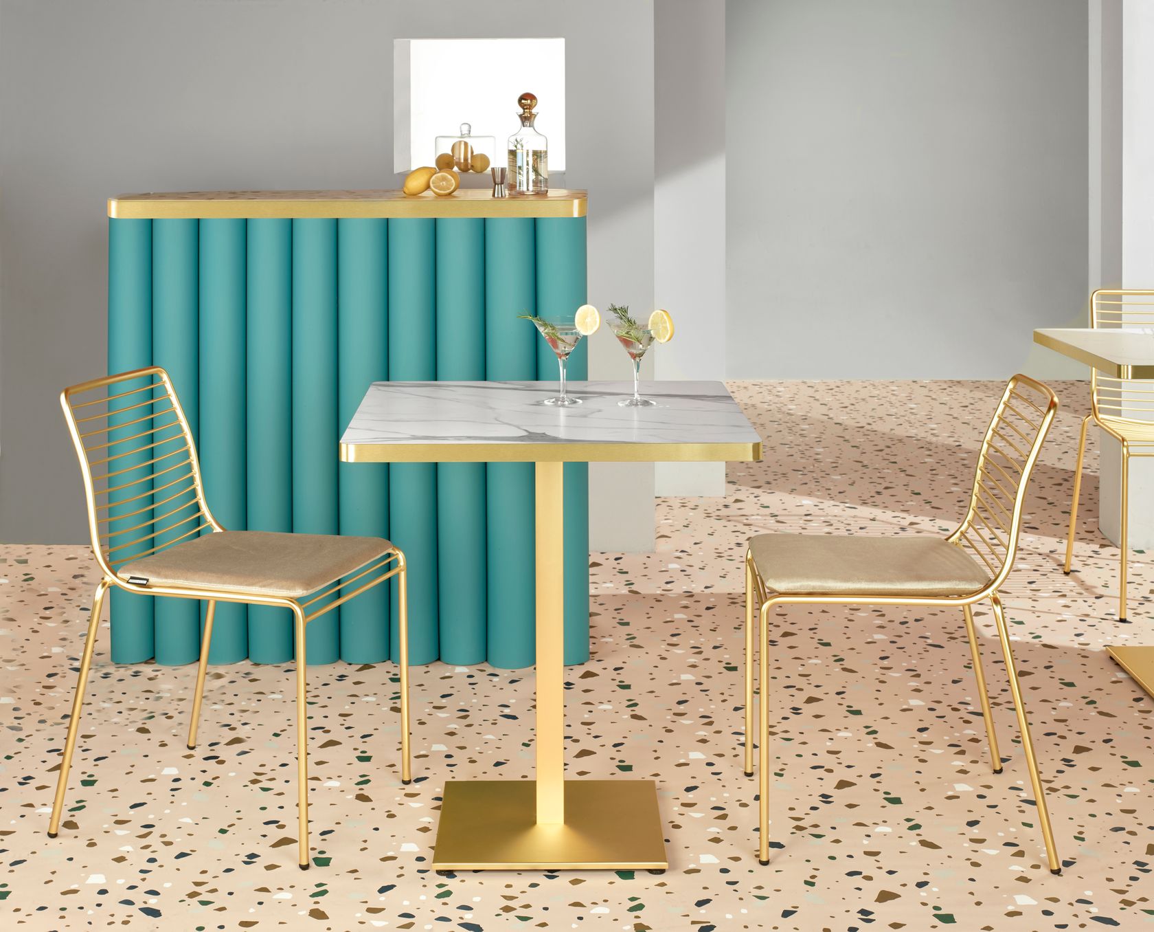 TIFFANY Column 50×50 mm