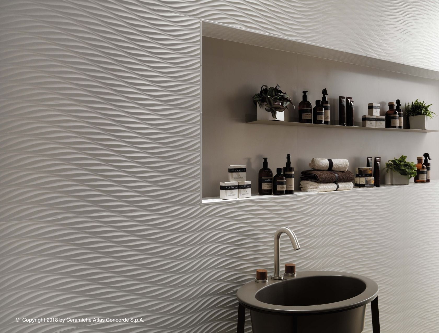 3D WALL DESIGN TWIST