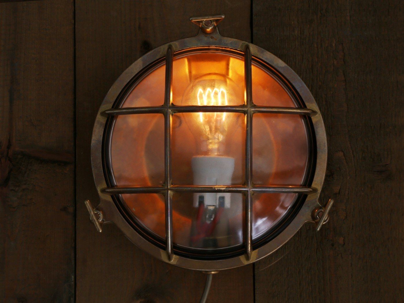 ADOO MARINE NAUTICAL WALL LIGHT