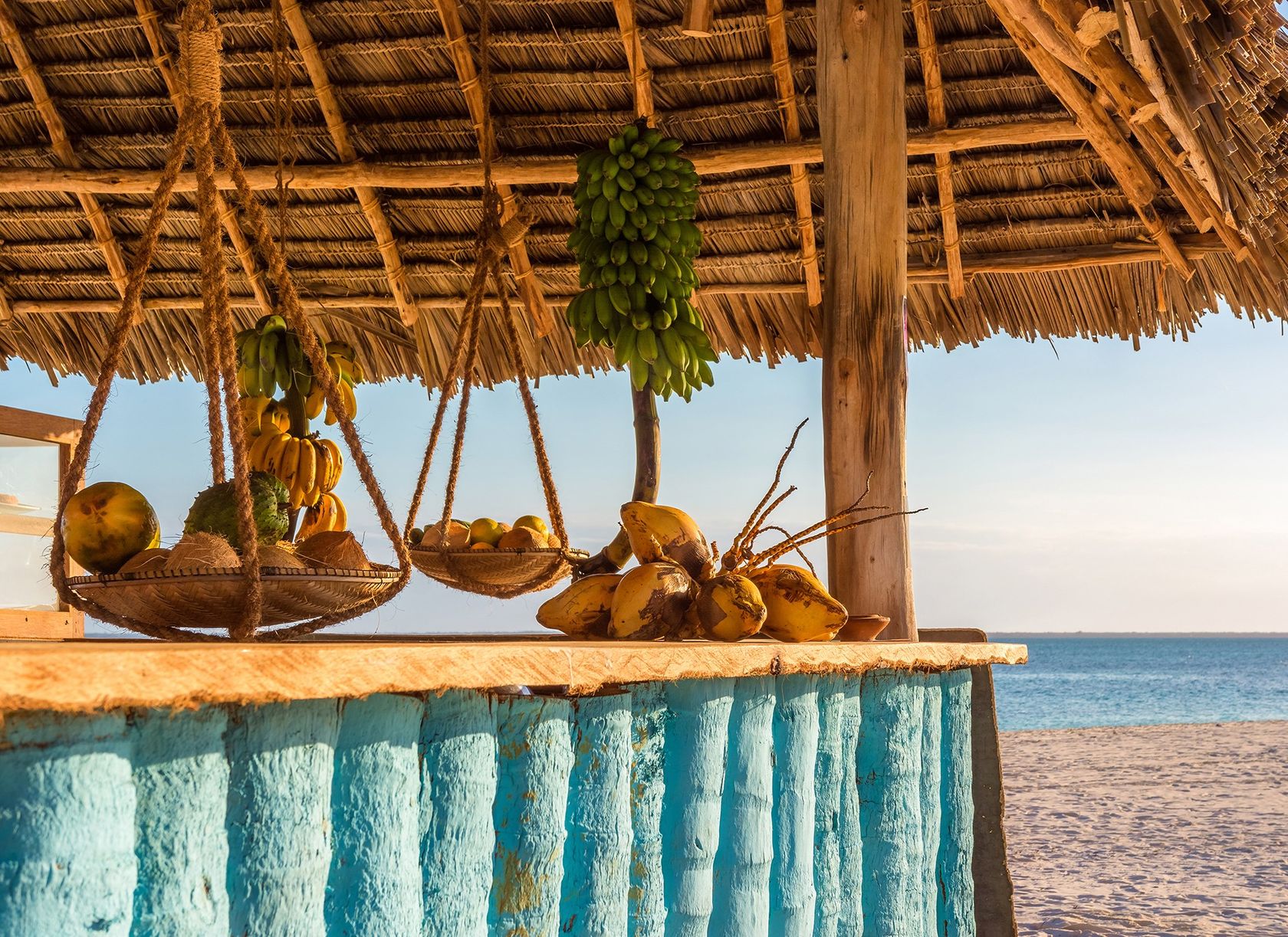 BEACH BAR