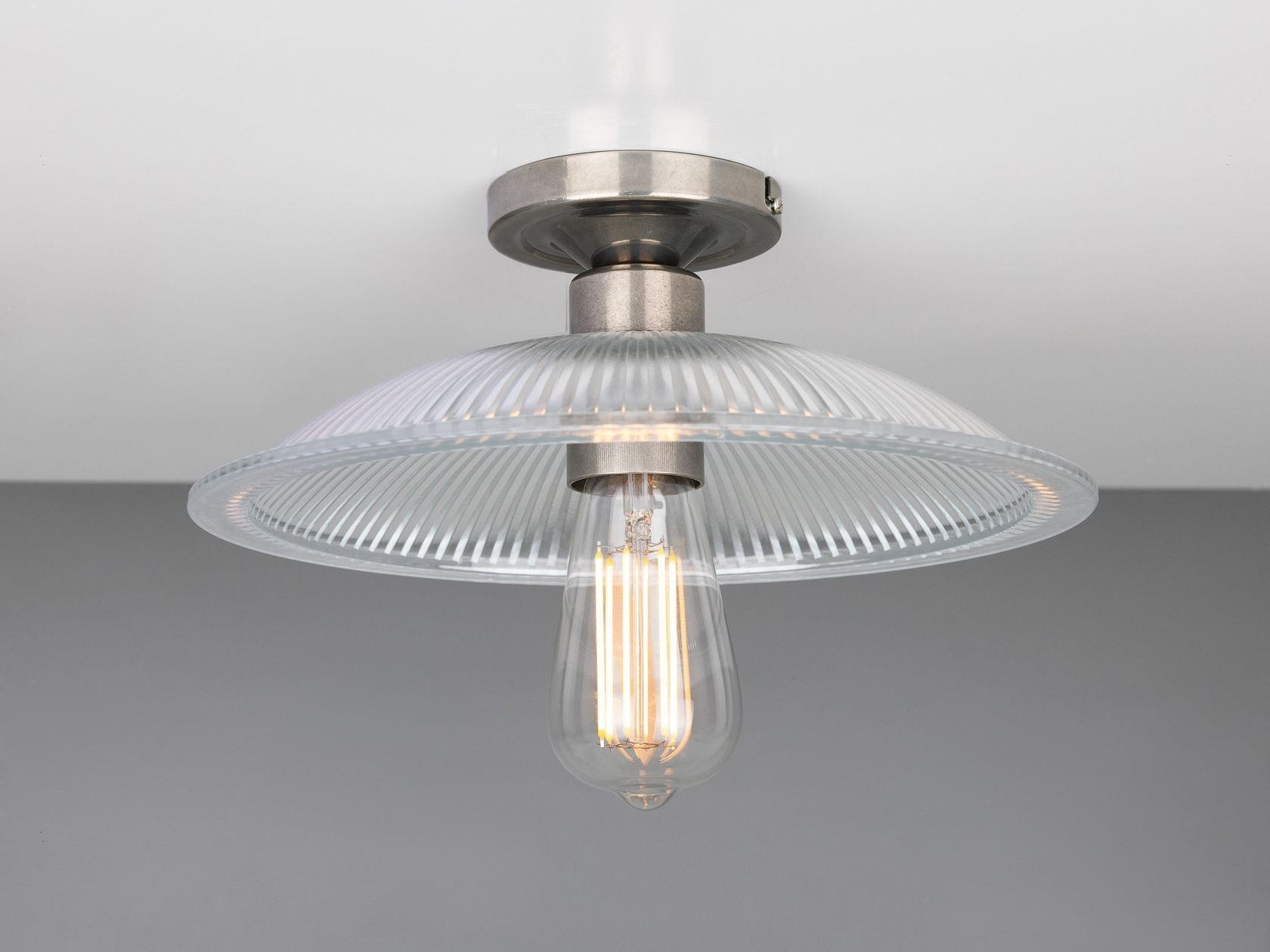 CALIX HOLOPHANE FLUSH CEILING FITTING