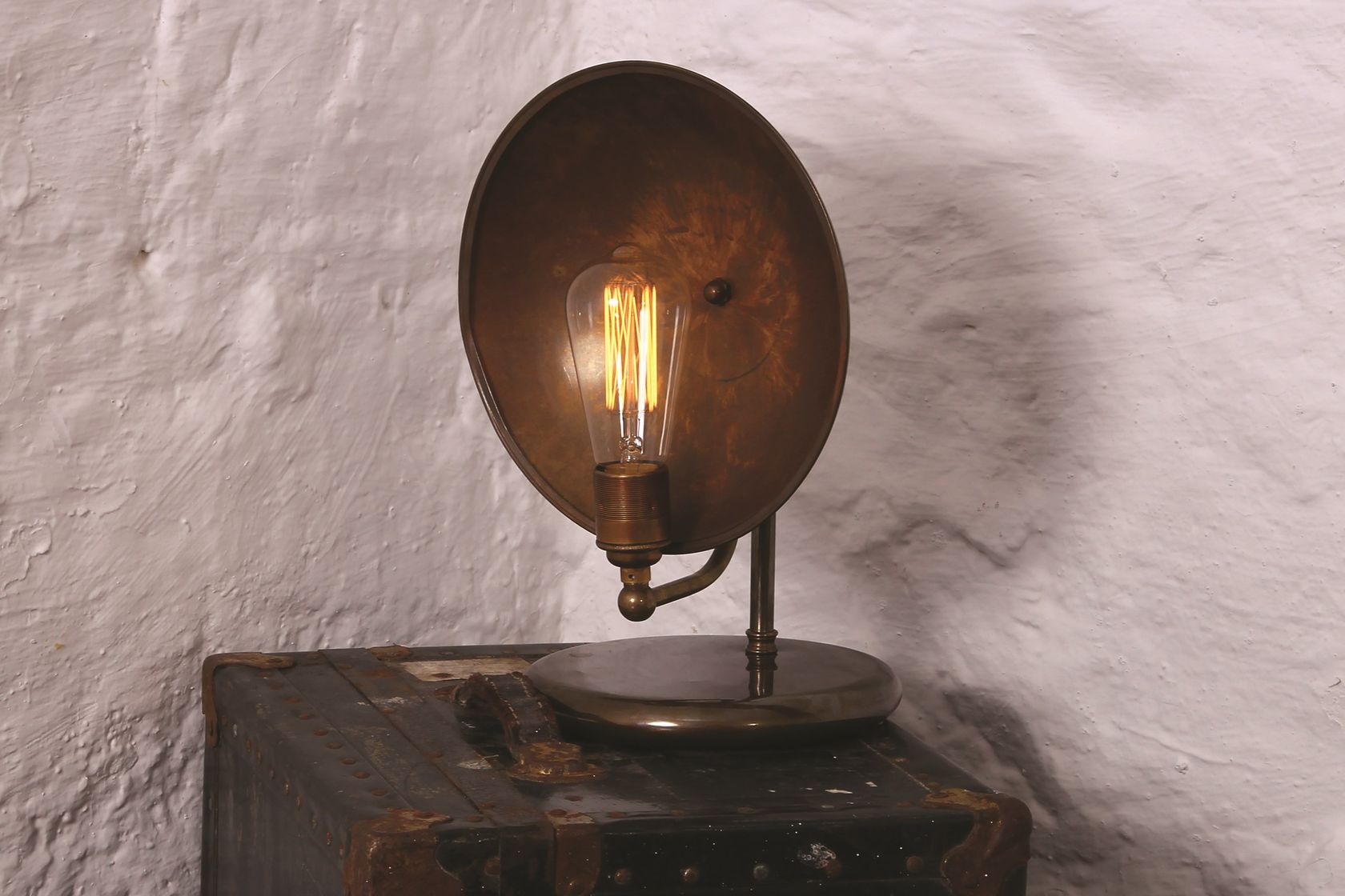 CHULAINN INDUSTRIAL TABLE LAMP