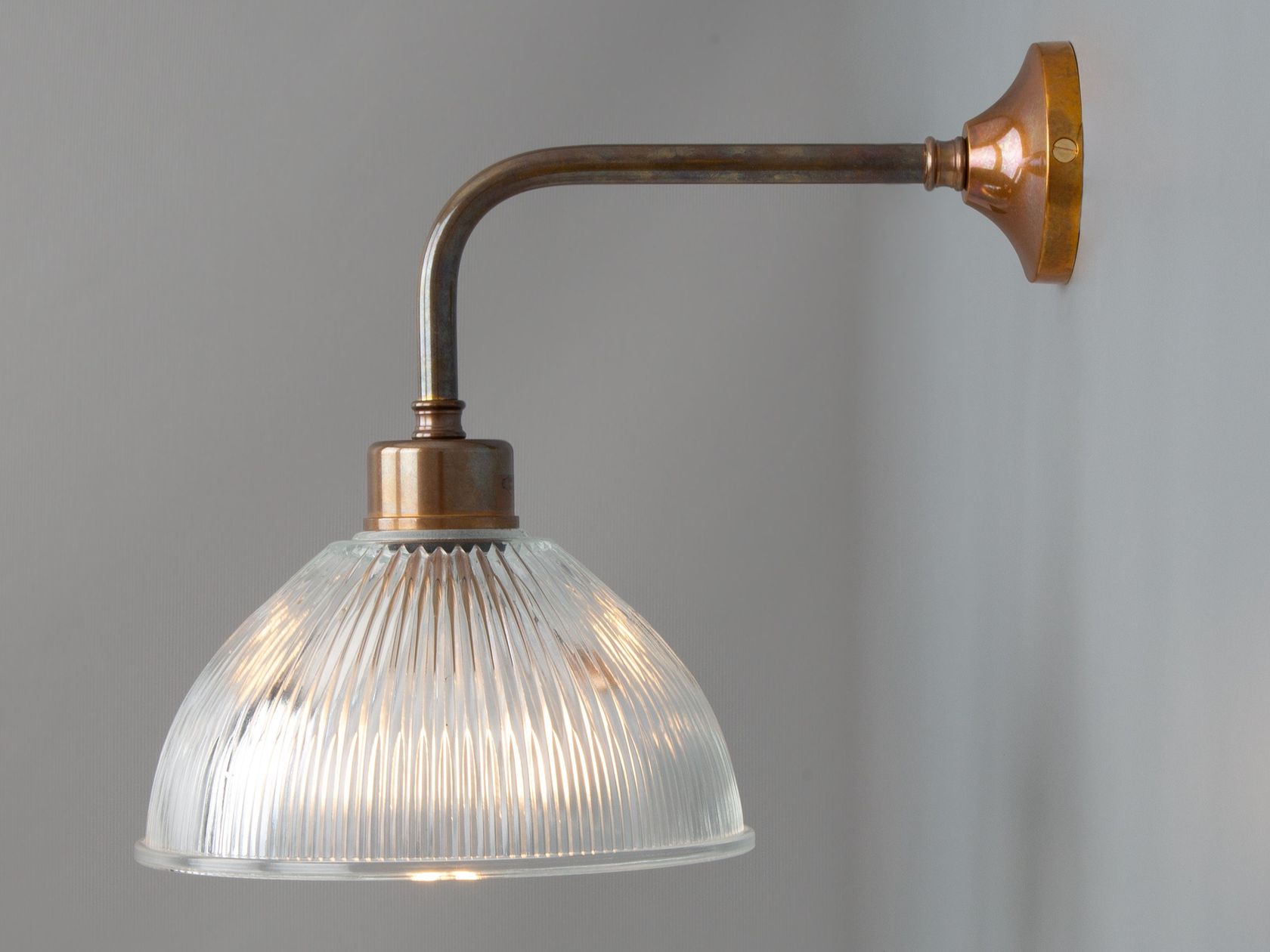 DHAKA INDUSTRIAL WALL LIGHT