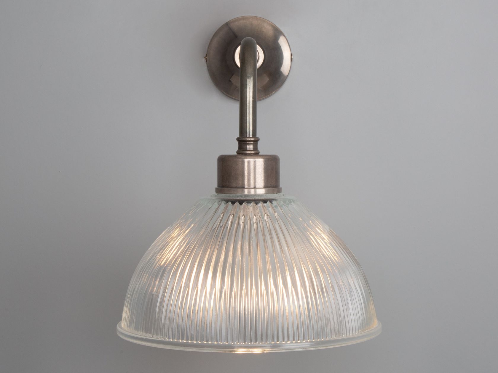 DHAKA INDUSTRIAL WALL LIGHT