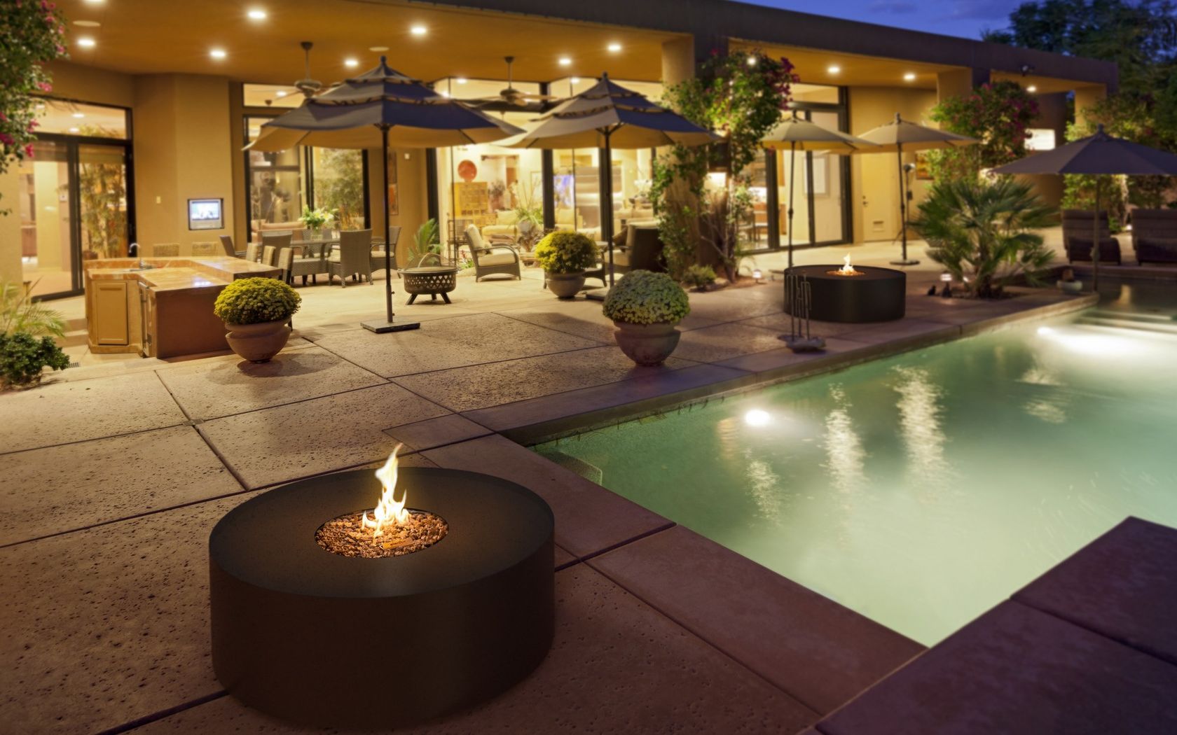 GALIO FIRE PIT BLACK