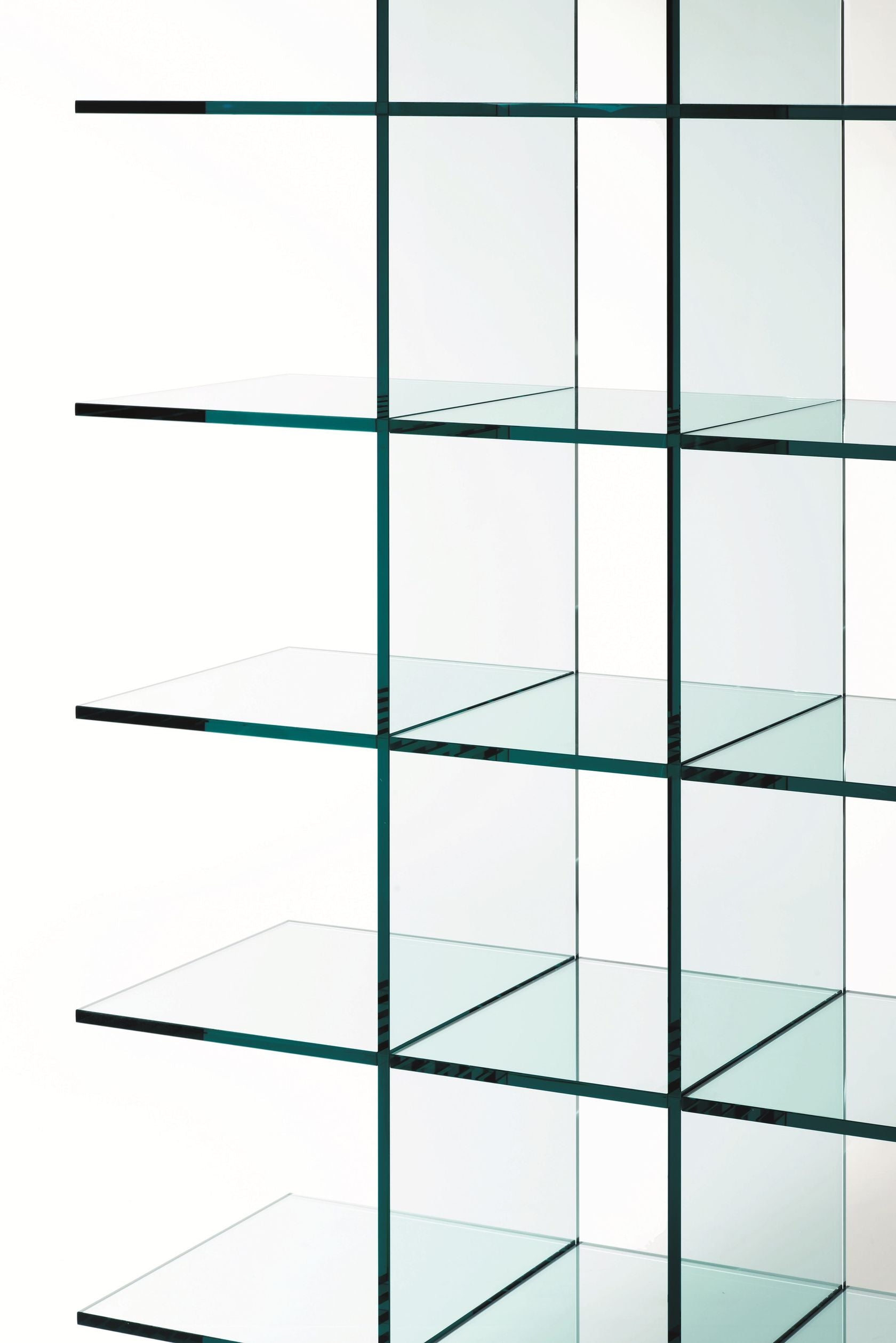 GLASS SHELVES #1 (1976)