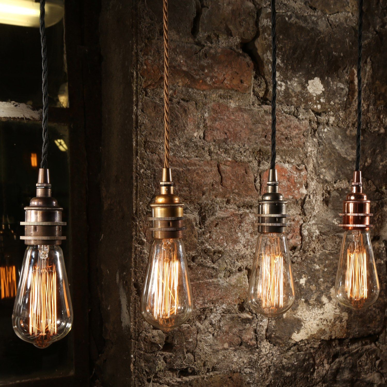LOME VINTAGE BRAIDED SUSPENSION PENDANT