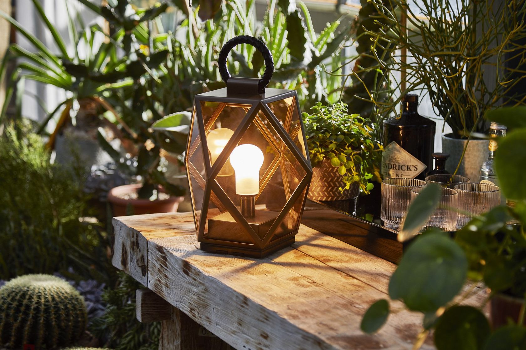 MUSE LANTERN OUTDOOR BATTERY