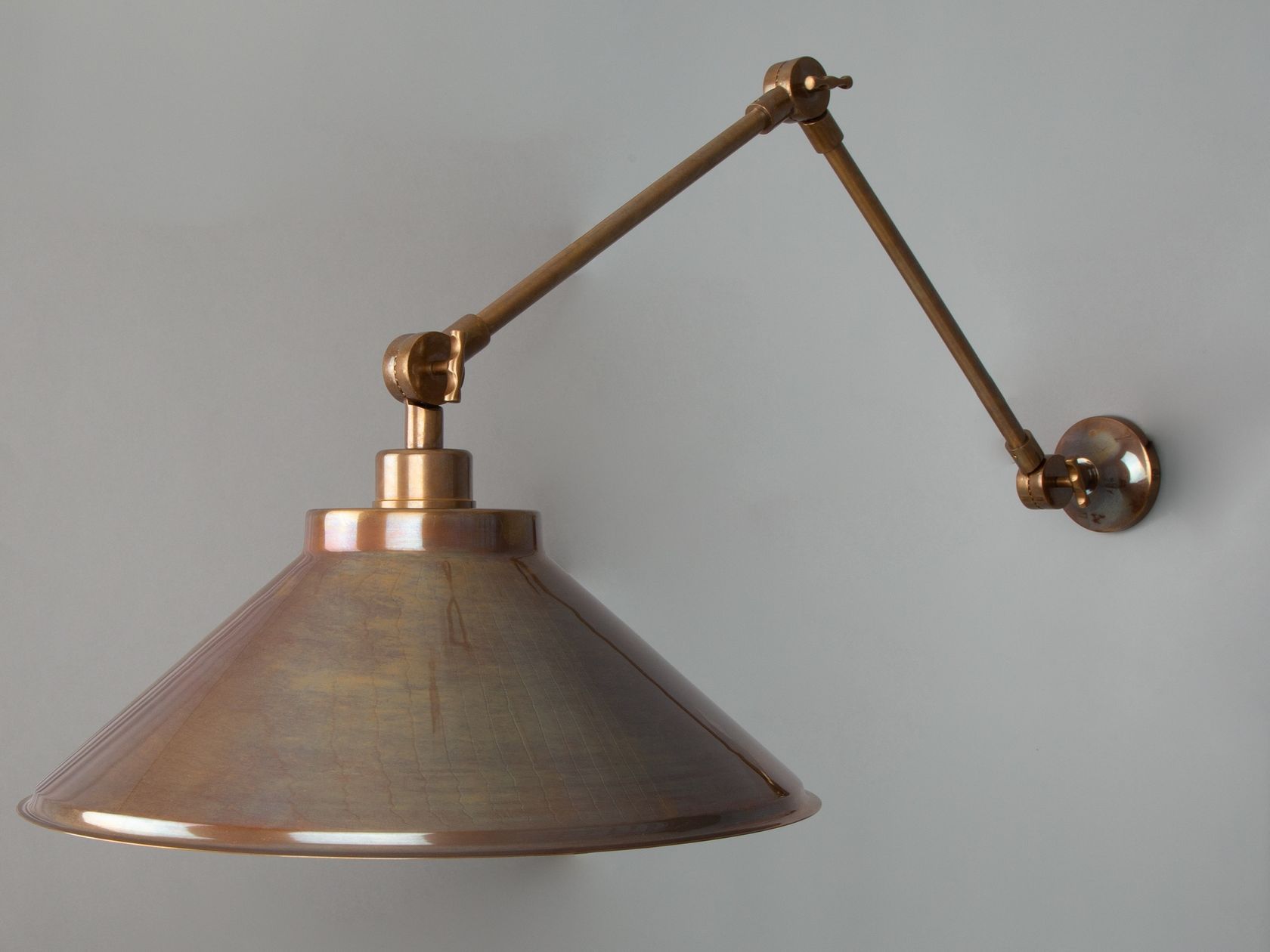 RIO ADJUSTABLE INDUSTRIAL WALL LIGHT