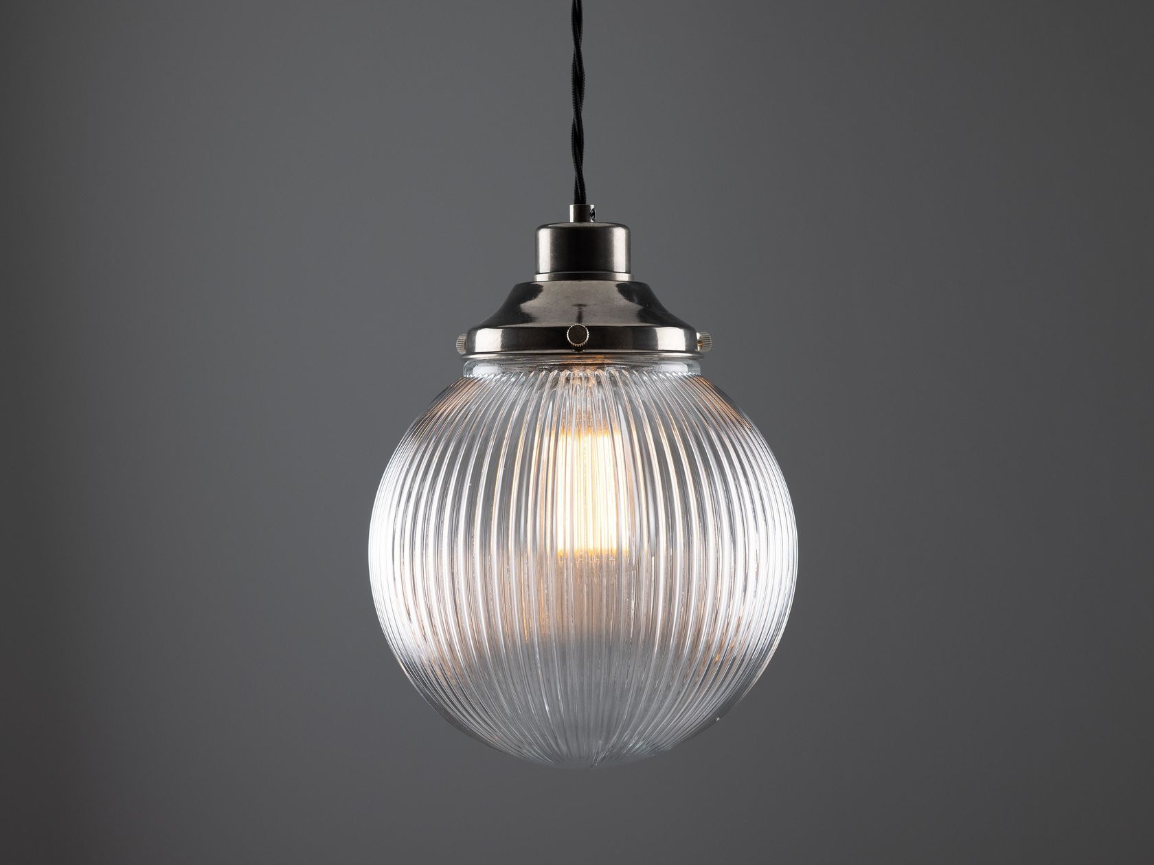 STANLEY 200MM HOLOPHANE GLOBE PENDANT