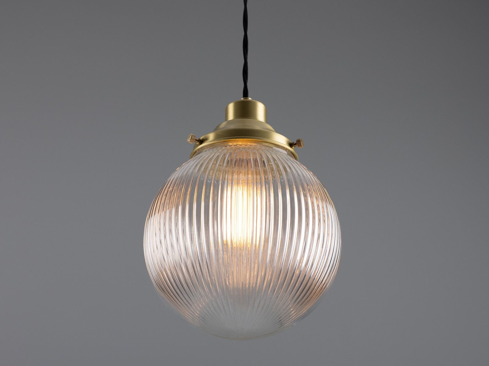 STANLEY 200MM HOLOPHANE GLOBE PENDANT