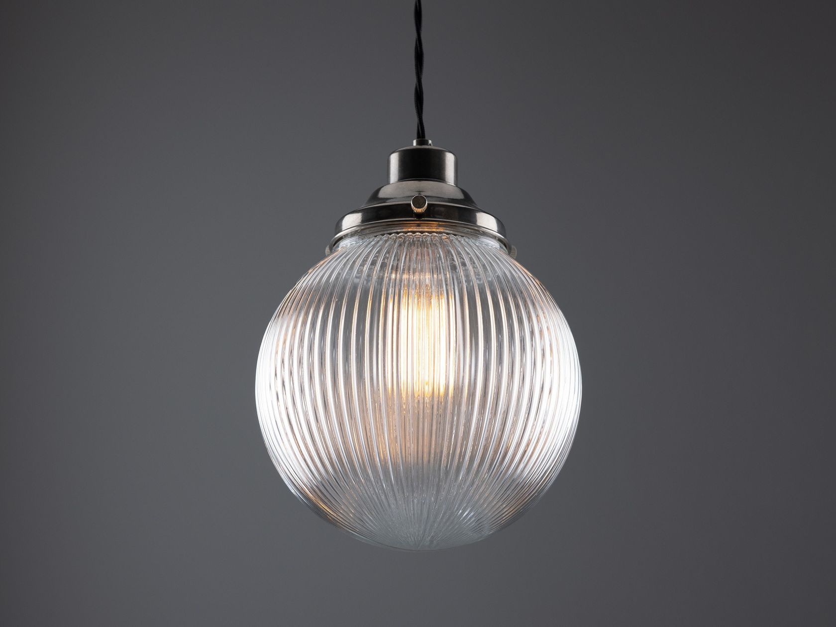 STANLEY 200MM HOLOPHANE GLOBE PENDANT