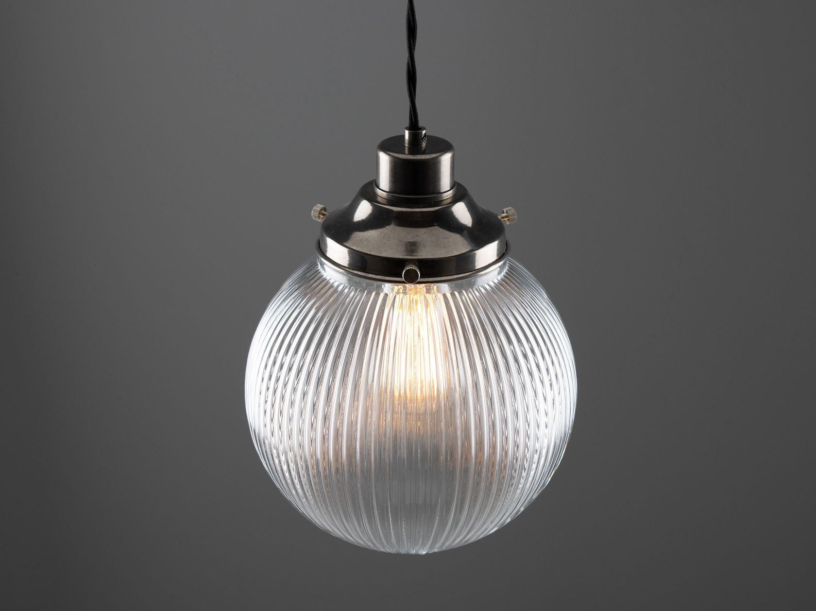 STANLEY 200MM HOLOPHANE GLOBE PENDANT