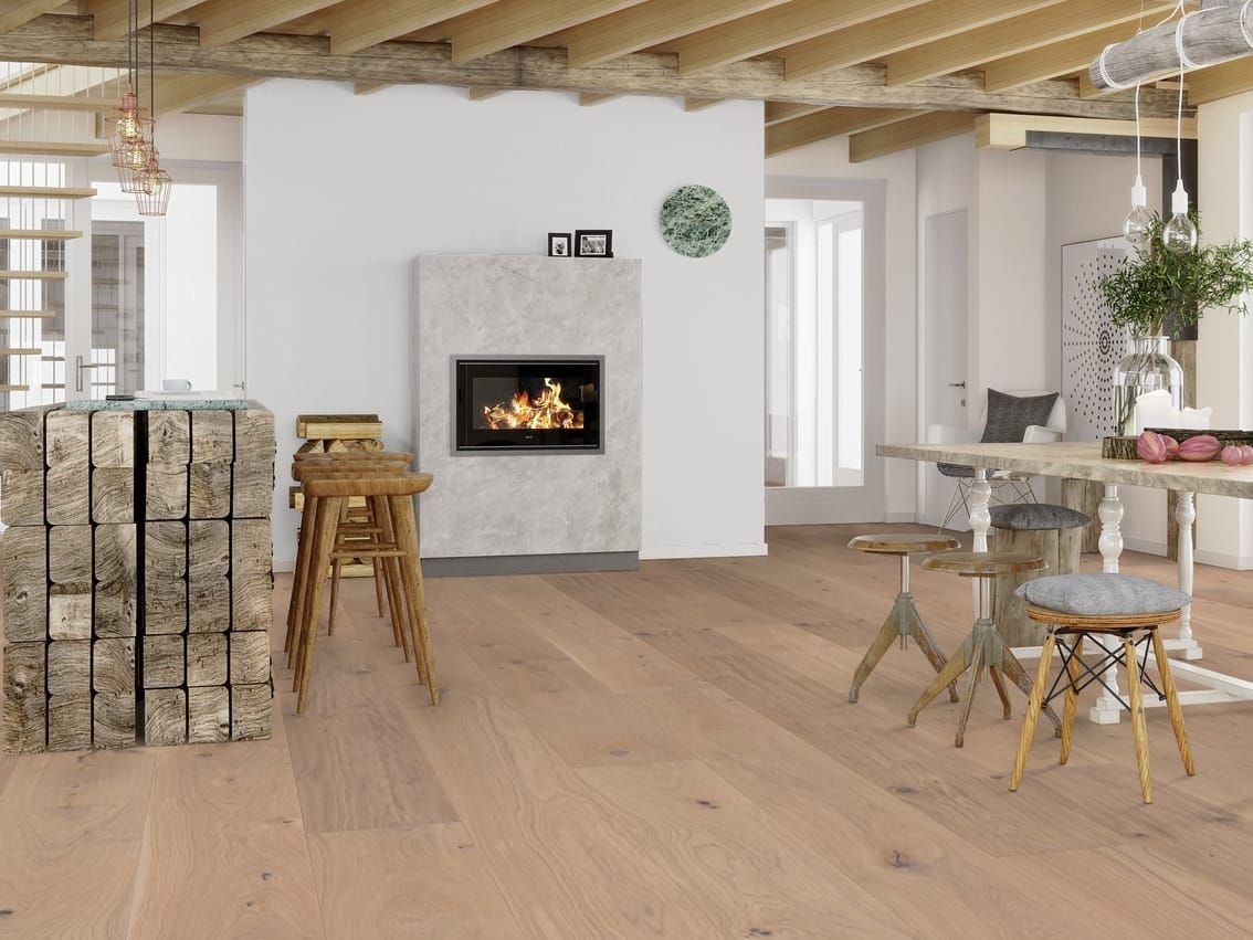 CHALET OAK TRADITIONAL WHITE