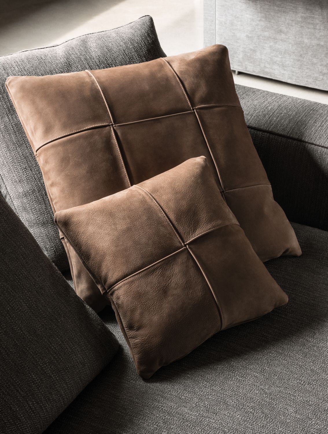 CUSHION - CROSS