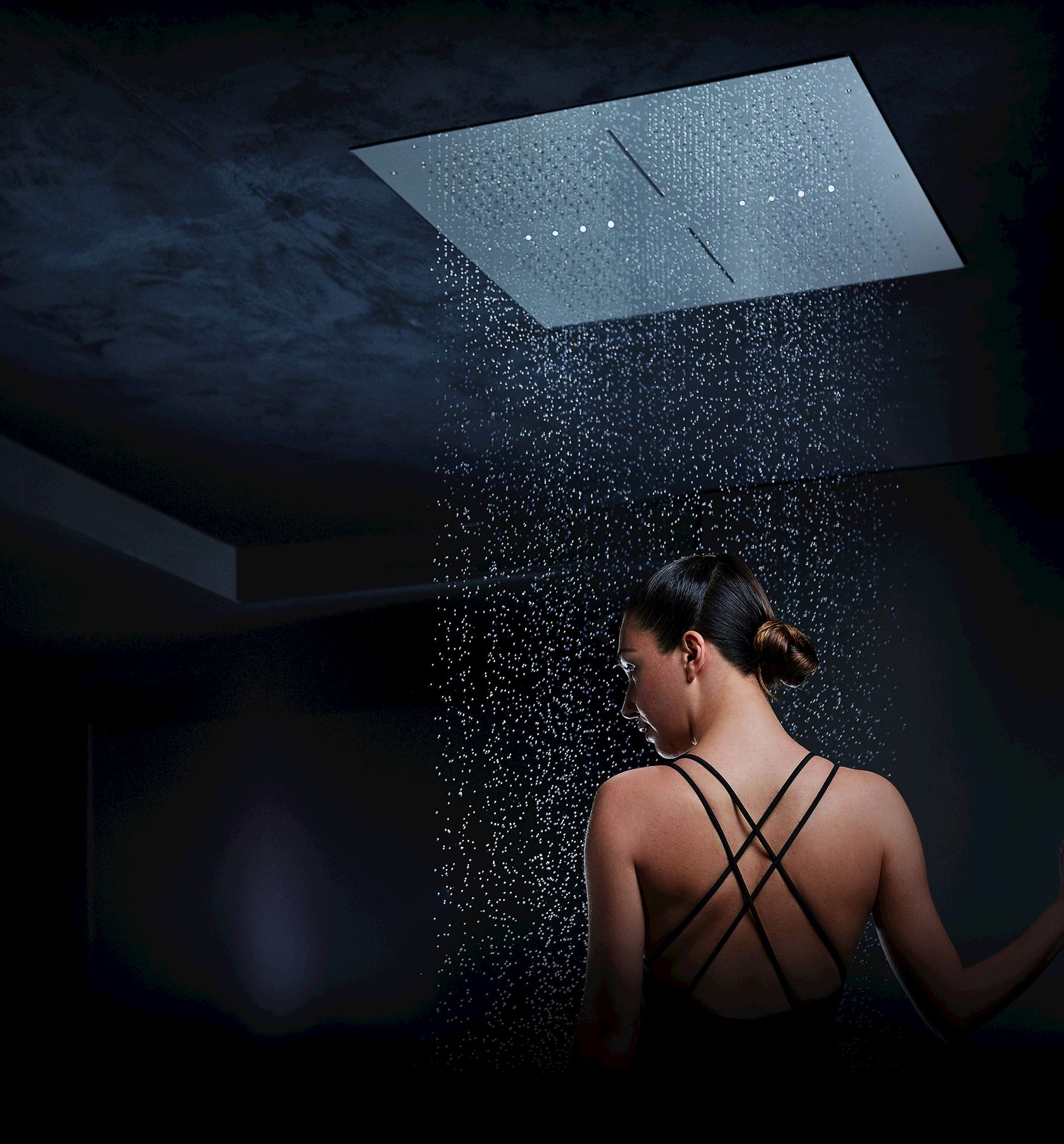 OVERHEAD SHOWERS FOR CHROMOTHERAPY