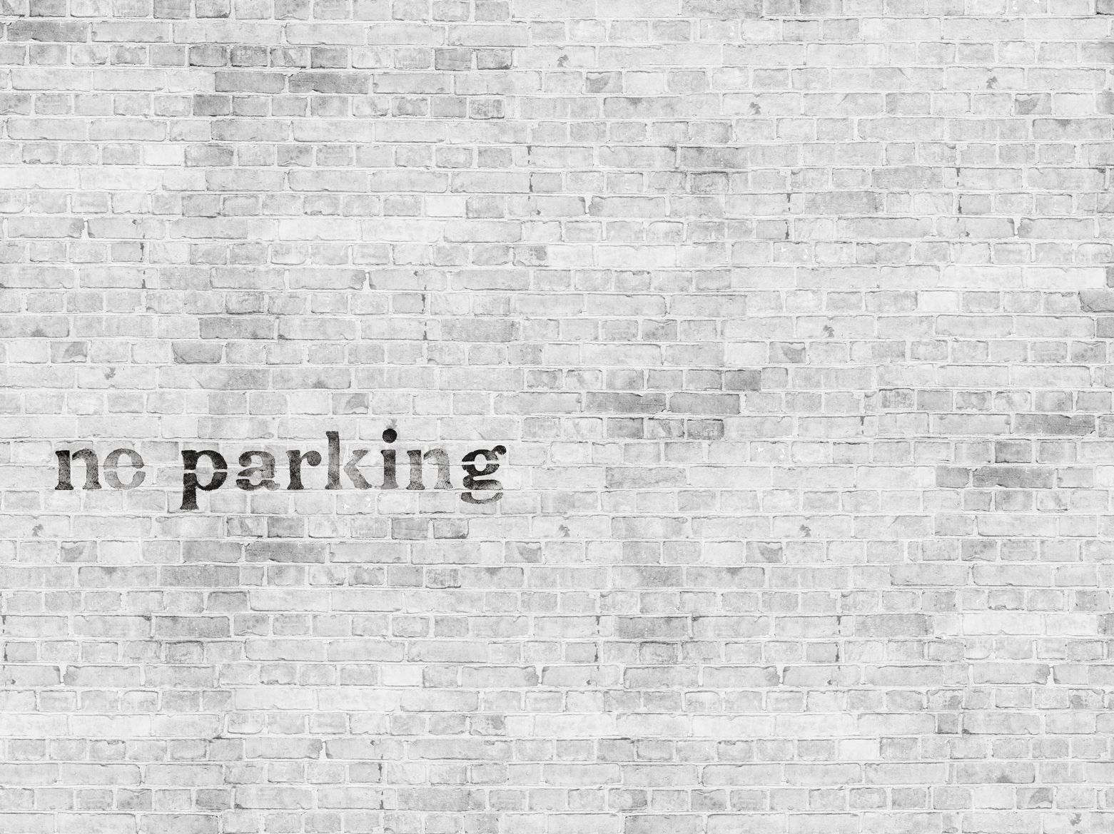 NO PARKING