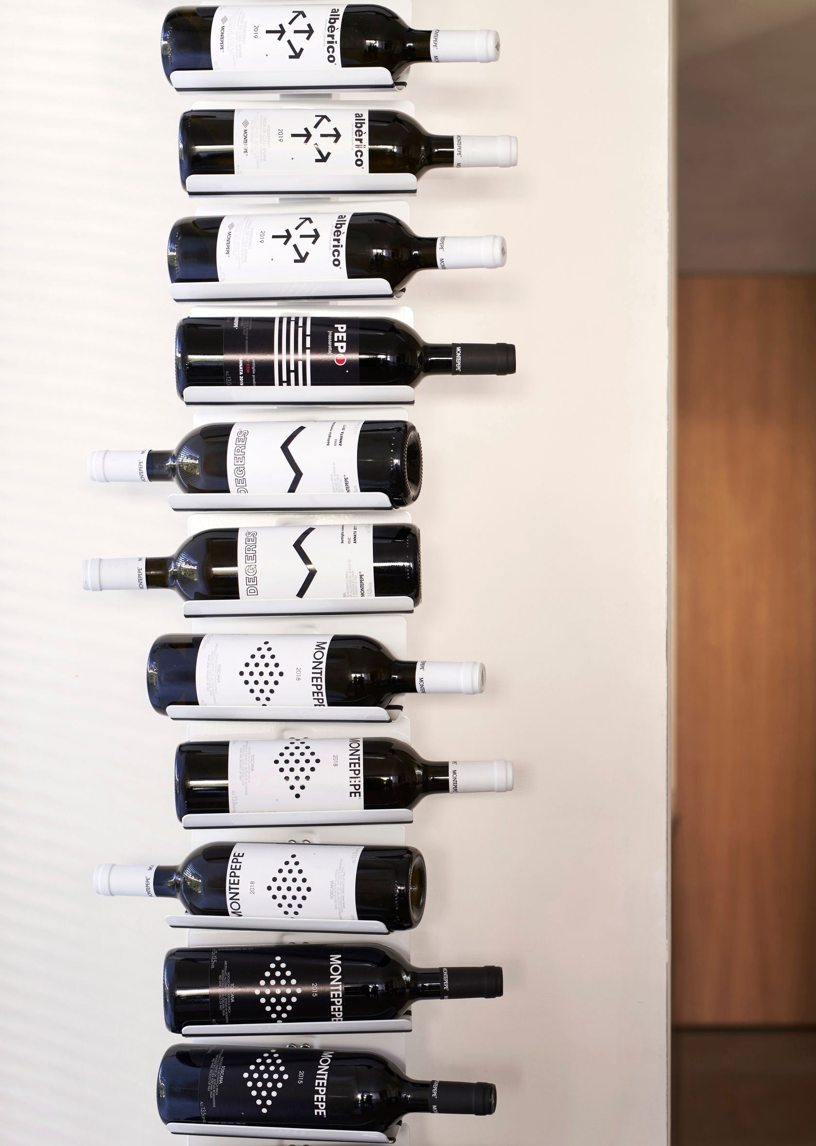 PTOLOMEO VINO WALL