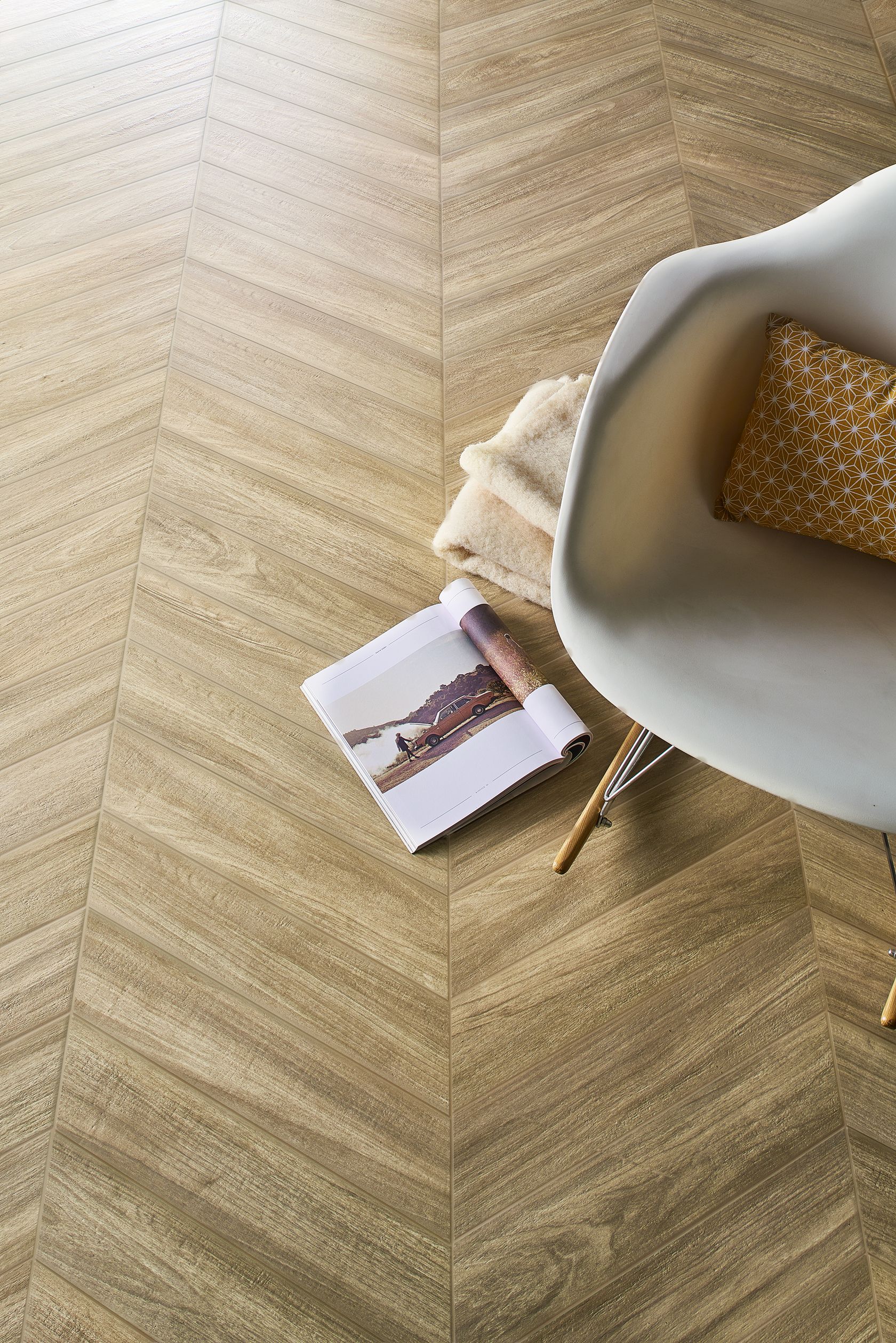 SLEEK WOOD BEIGE