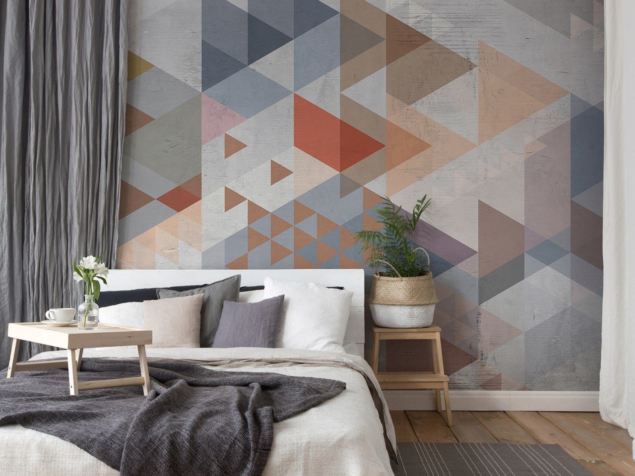 VINTAGE TRIANGLE